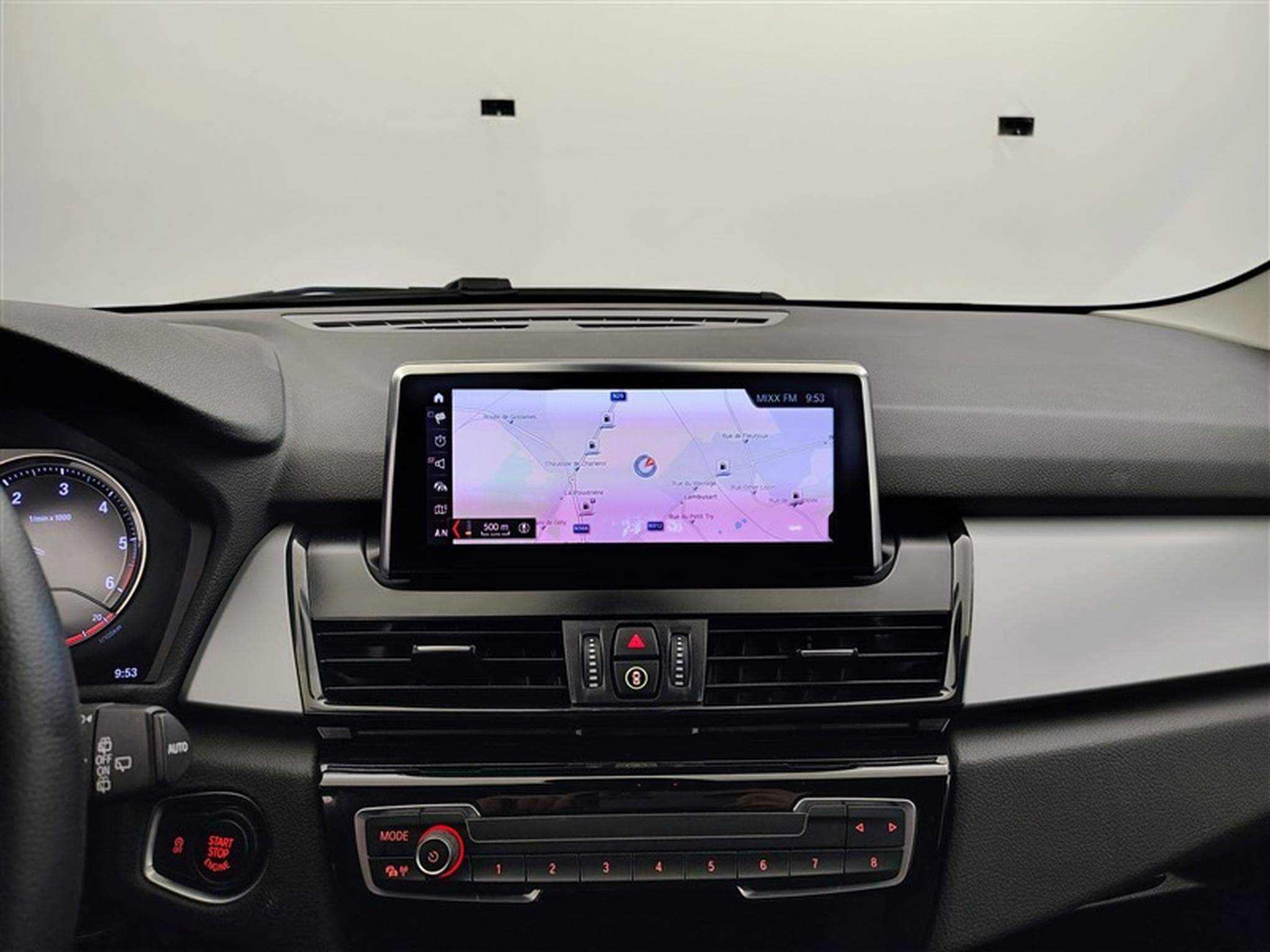 BMW 216 dA Gran Tourer AdBlue Cuir / Navi / Led / PDC av+ar (2021) - Photo 11