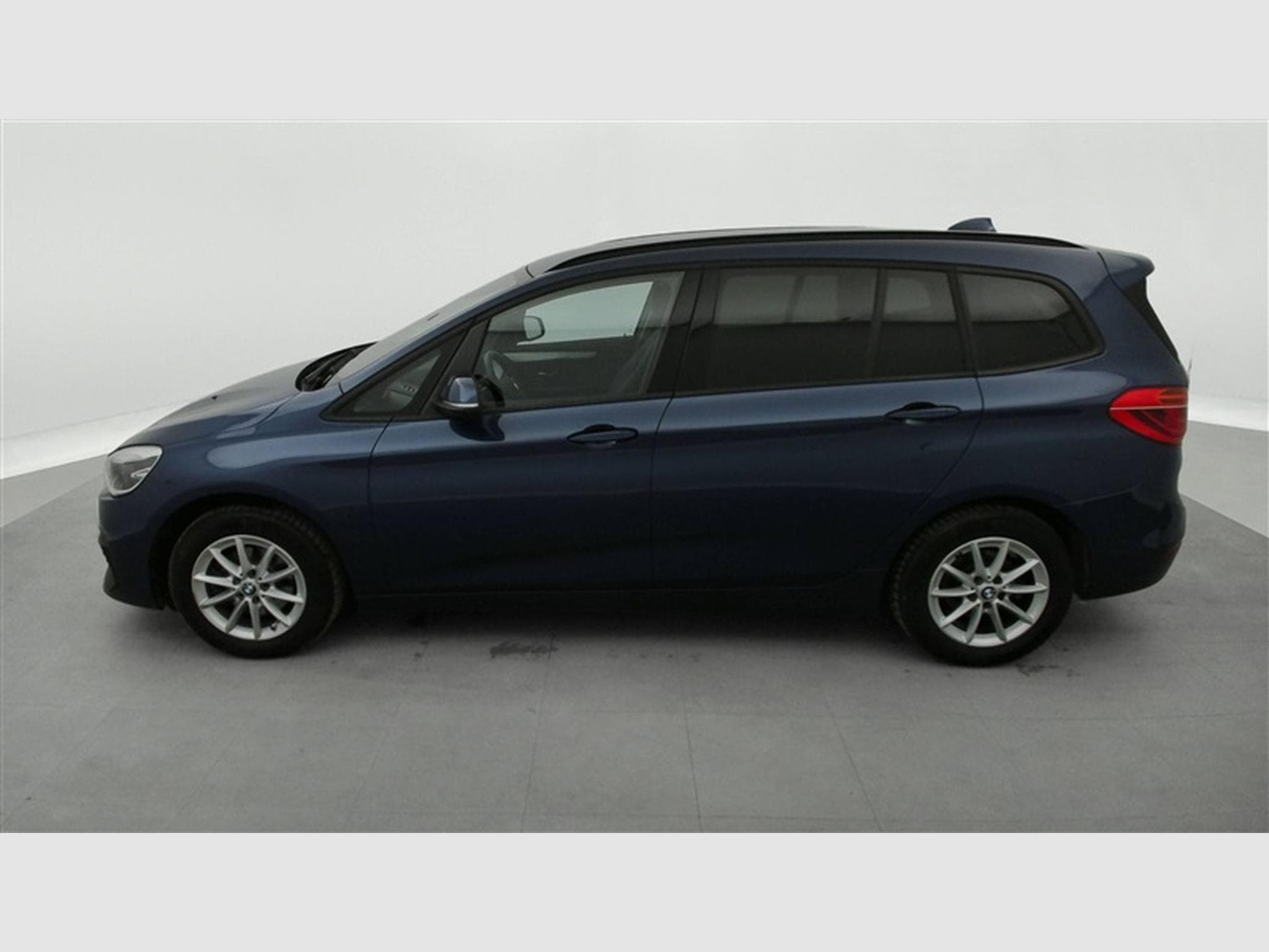 BMW 216 dA Gran Tourer AdBlue Cuir / Navi / Led / PDC av+ar (2021) - Photo 3