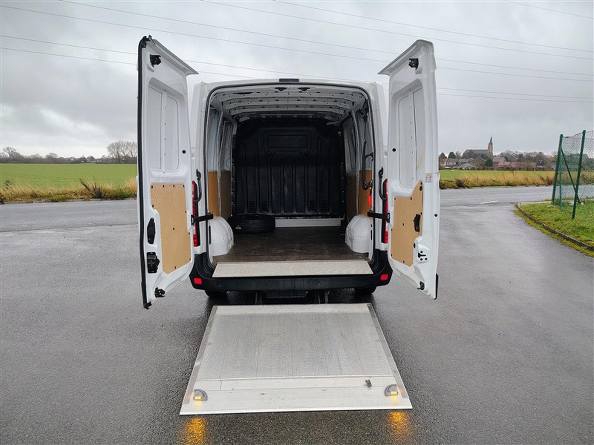 Renault Master 2.3 dCi 33 L1H1 + ELEVATEUR (2020) - Photo 14