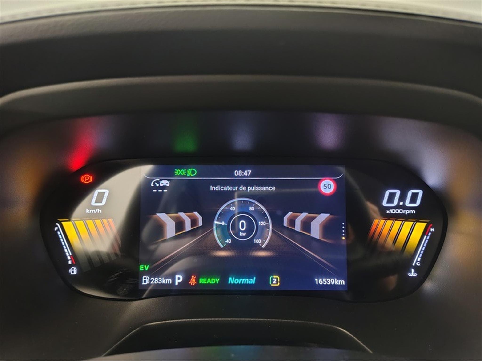 MG ZS 1.5 Hybrid+ Luxury°NAV°CARPLAY°CAM360°PDC°FULL LED°JA18 (2025) - Photo 10