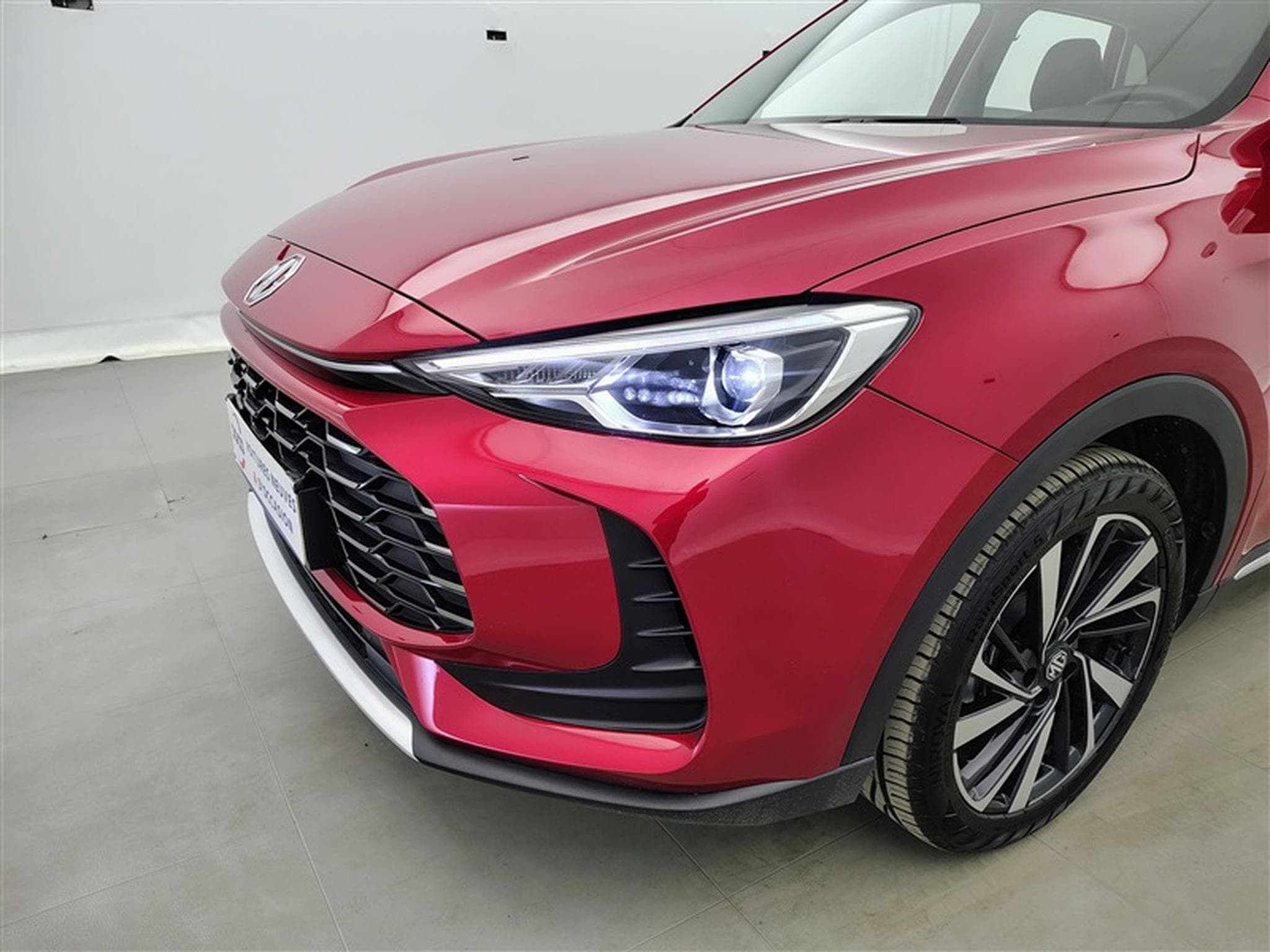 MG ZS 1.5 Hybrid+ Luxury°NAV°CARPLAY°CAM360°PDC°FULL LED°JA18 (2025) - Photo 15
