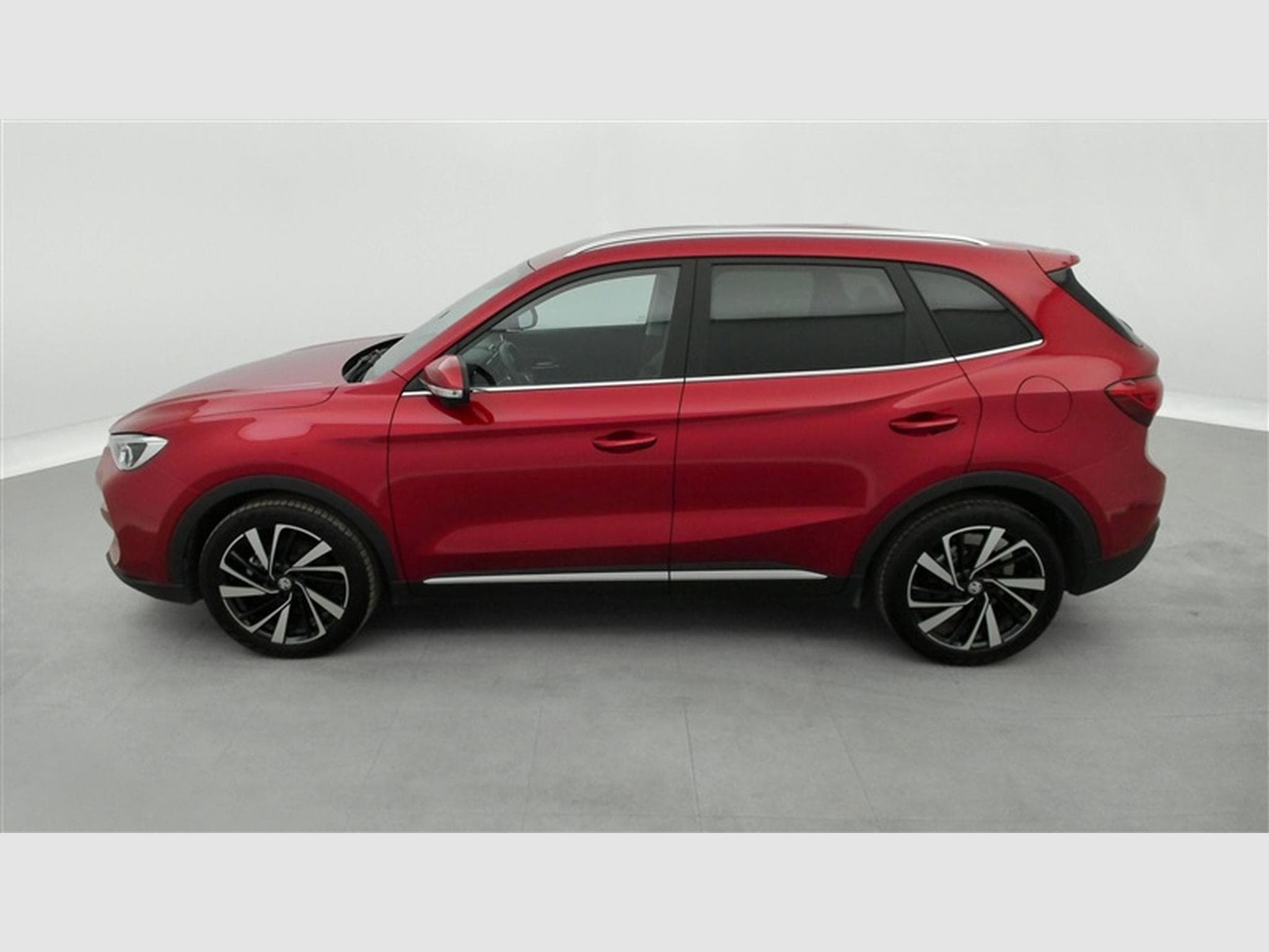 MG ZS 1.5 Hybrid+ Luxury°NAV°CARPLAY°CAM360°PDC°FULL LED°JA18 (2025) - Photo 3