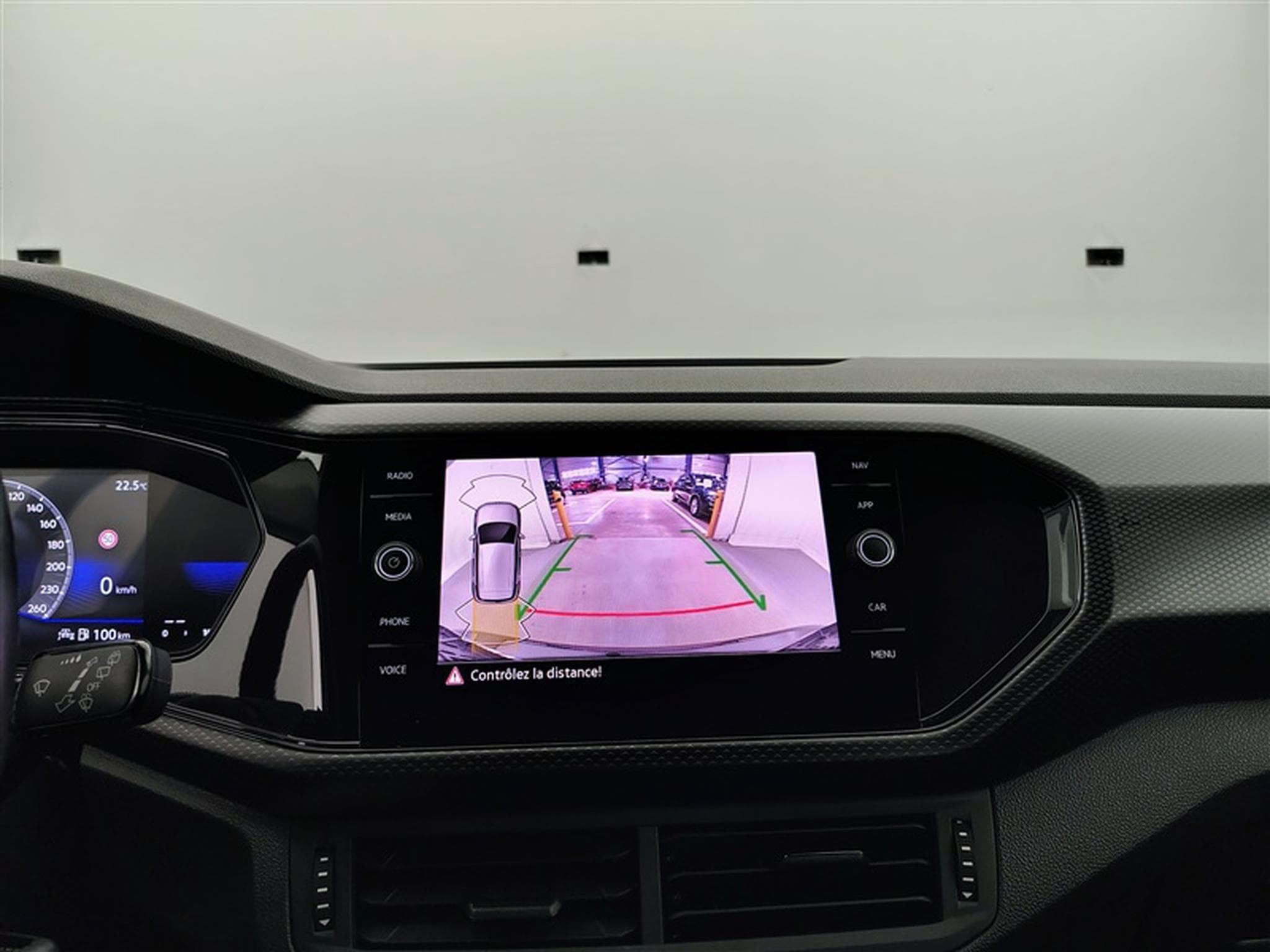 VW T-Cross 1.0 TSI Life (2024) - Photo 18