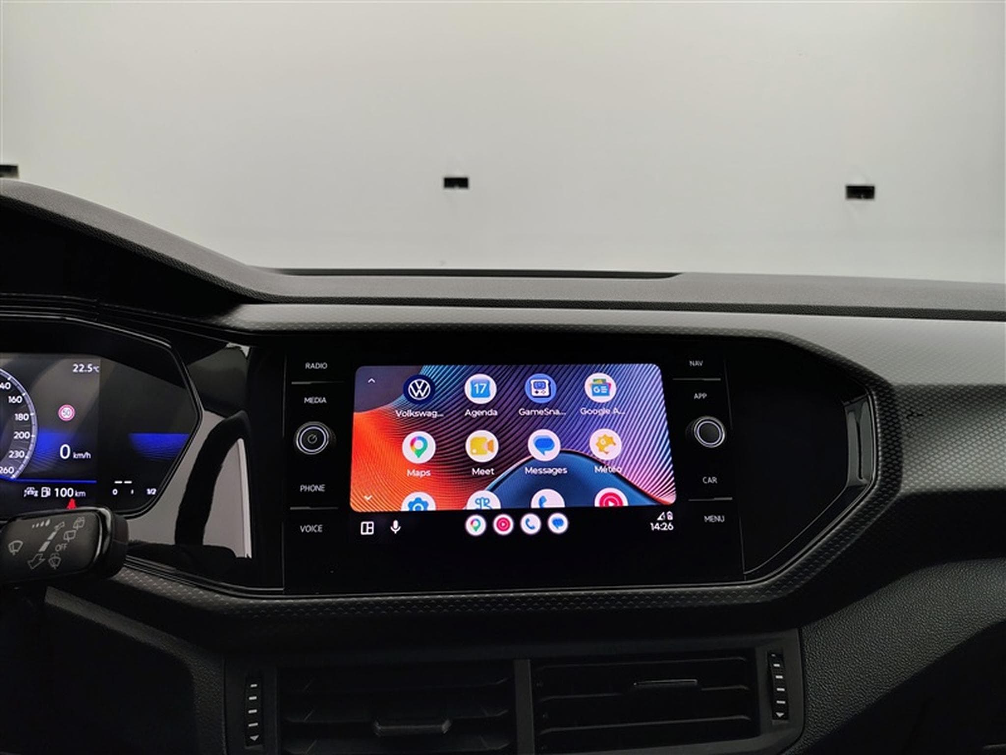VW T-Cross 1.0 TSI Life (2024) - Photo 20