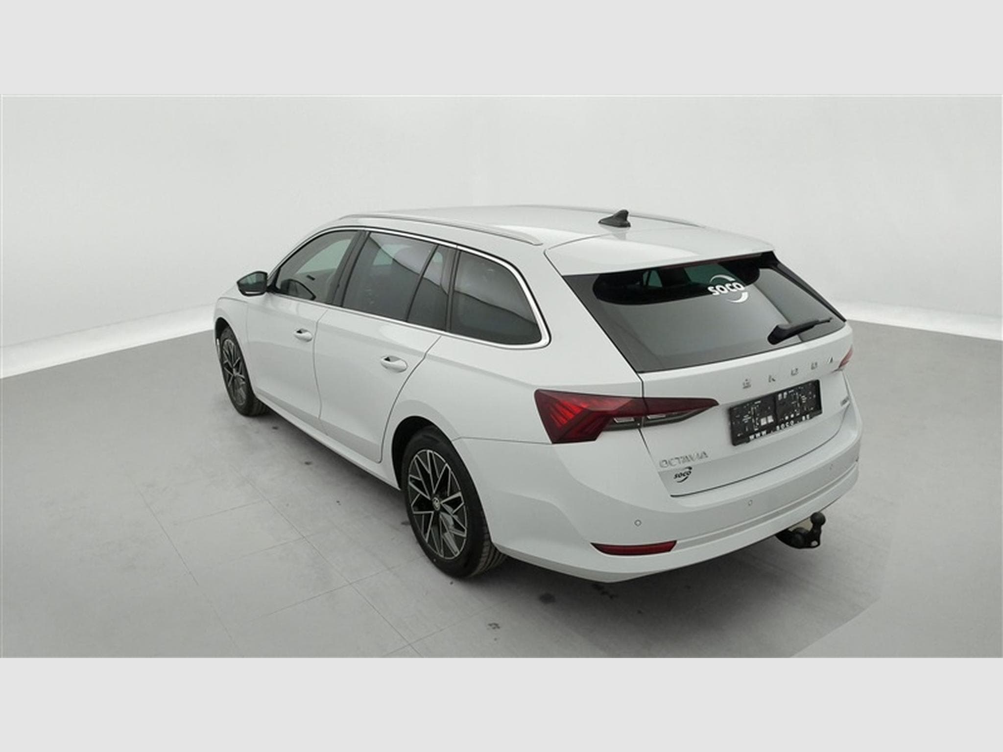 Skoda Octavia 1.5 e-TSi 150cv DSG Selection CARPLAY / FULL LED / CAMERA (2025) - Photo 2
