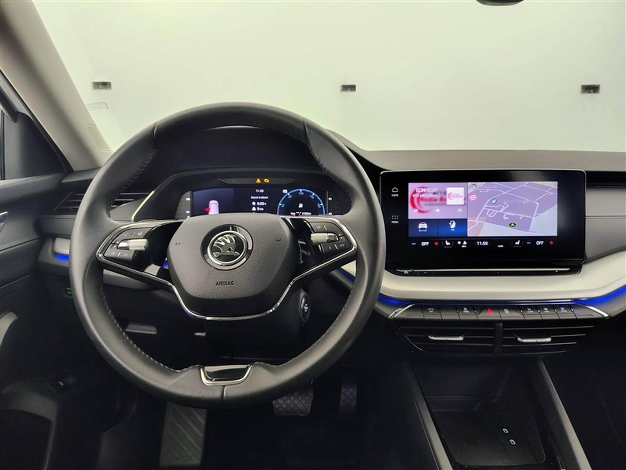 Skoda Octavia 1.5 e-TSi 150cv DSG Selection CARPLAY / FULL LED / CAMERA (2025) - Photo 9