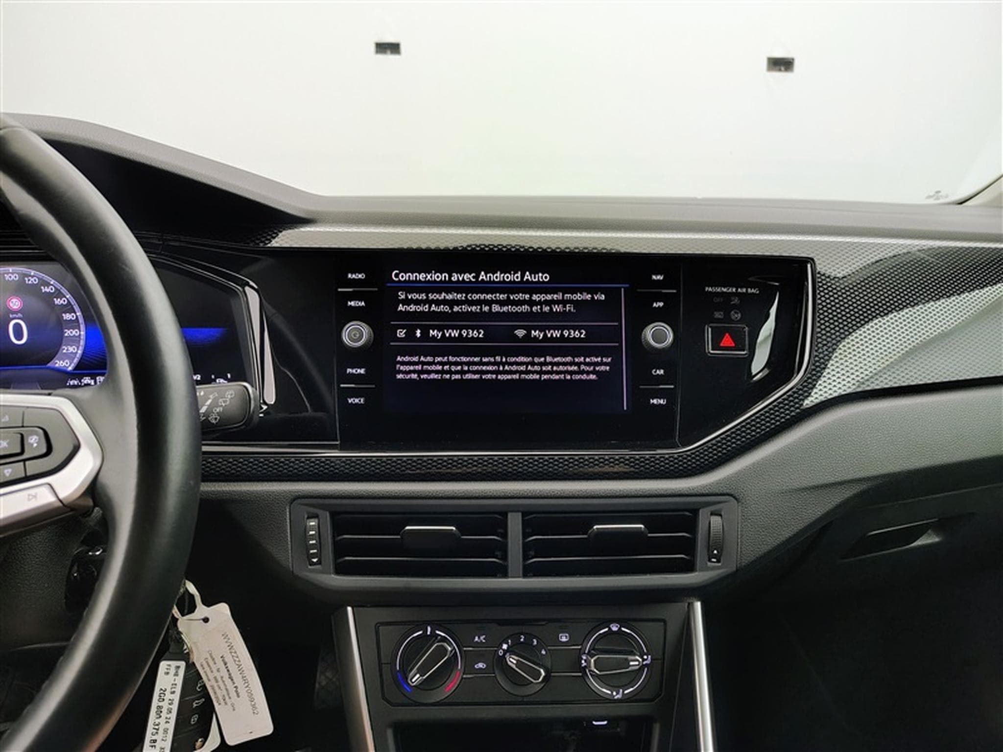 VW Polo 1.0 TSI 95Cv DSG Urban CARPLAY / CAMERA / PDC / ALU (2024) - Photo 20