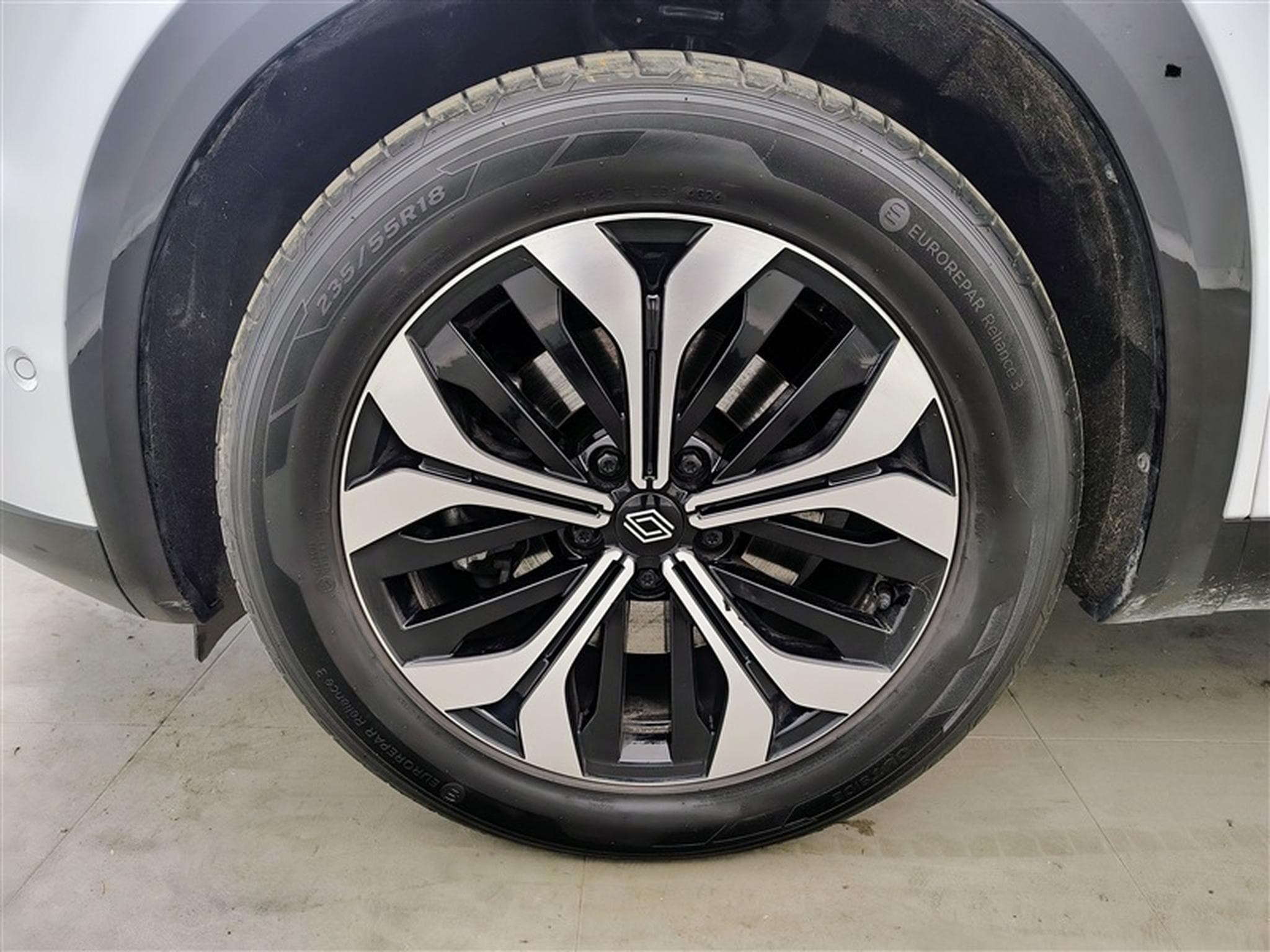Renault Austral 1.2 E-Tec HEV Techno NAVI / FULL LED / S-CUIR (2024) - Foto 6