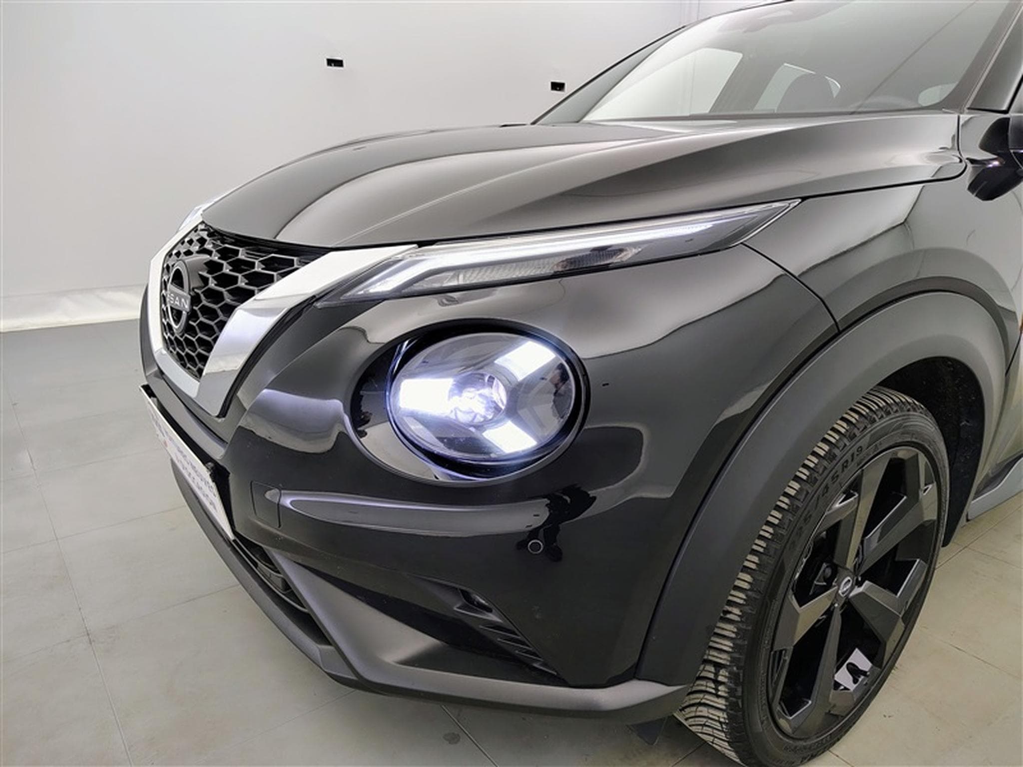 Nissan Juke 1.0 DIG-T 115cv DCT Tekna NAVI / FULL LED / CUIR / JA 19" (2025) - Foto 15