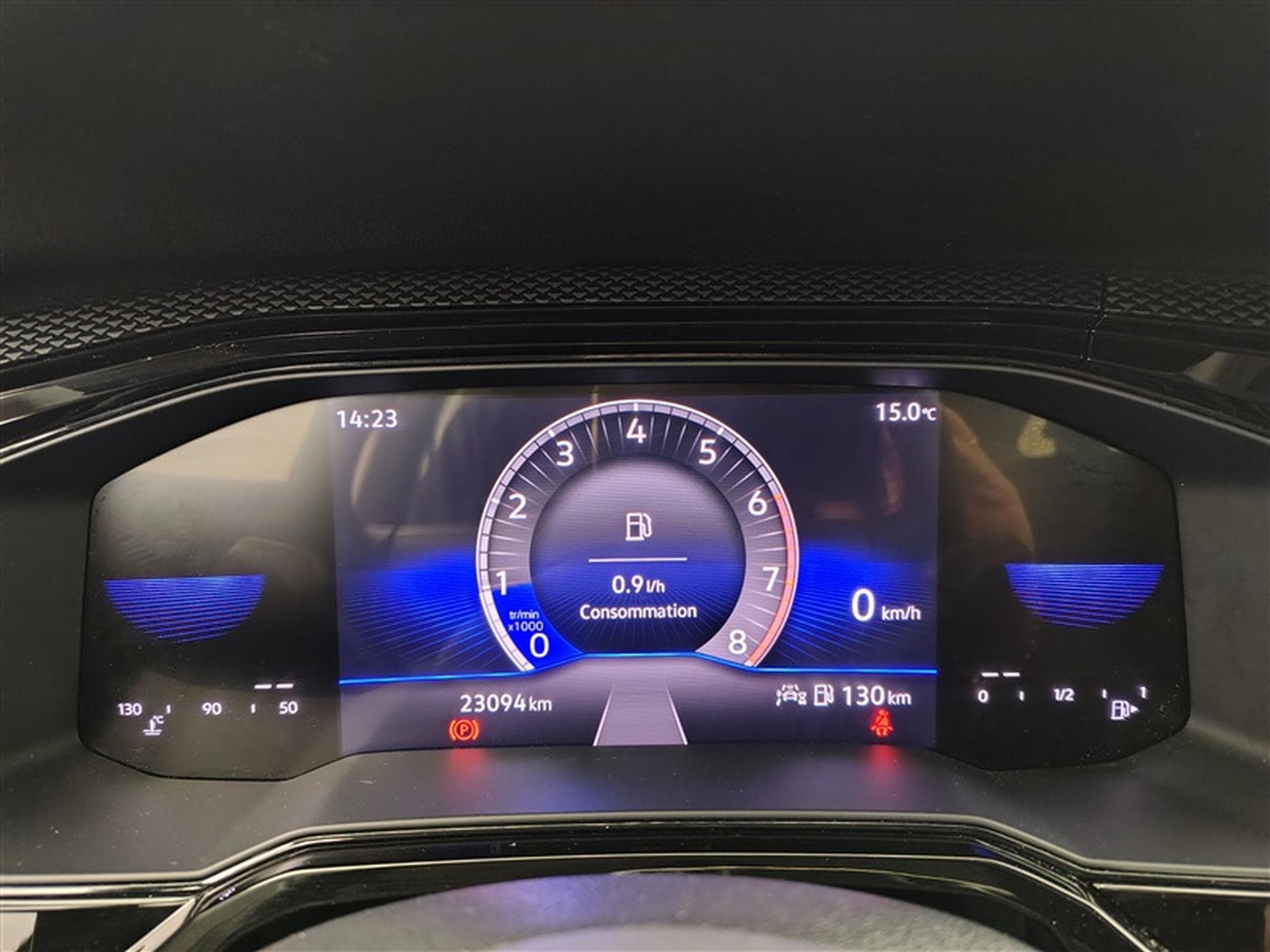 VW Taigo 1.0 TSI 95cv Life *APP CONNECT / FULL LED / CAMERA / JA 16"* (2023) - Foto 10