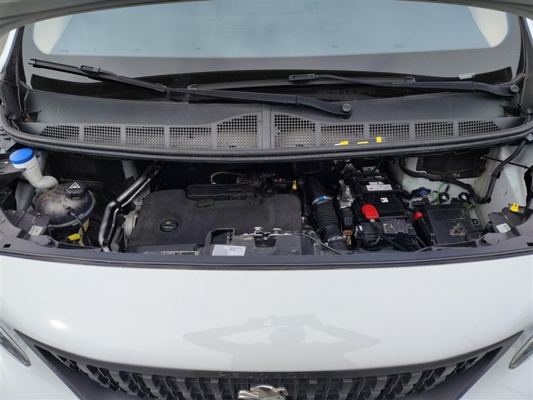 Peugeot Expert 2.0 BlueHDi 180 EAT8 L3 DBLE CAB 6PL. NAVI / CLIM / TEL (2023) - Foto 20