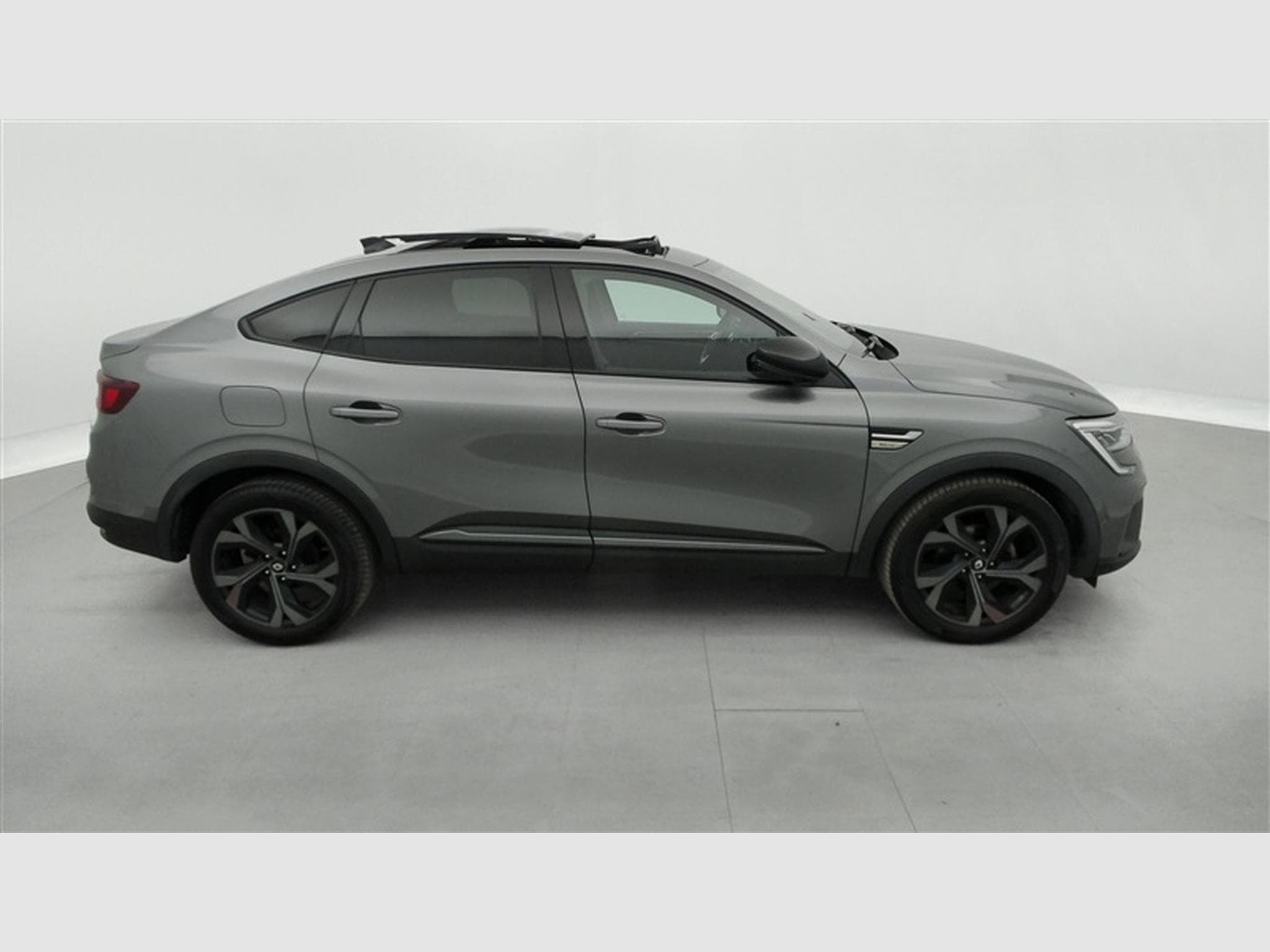 Renault Arkana 1.3 TCe 160Cv EDC RS Line NAVI / CARPLAY / CAMERA / TO PANO (2023) - Foto 25