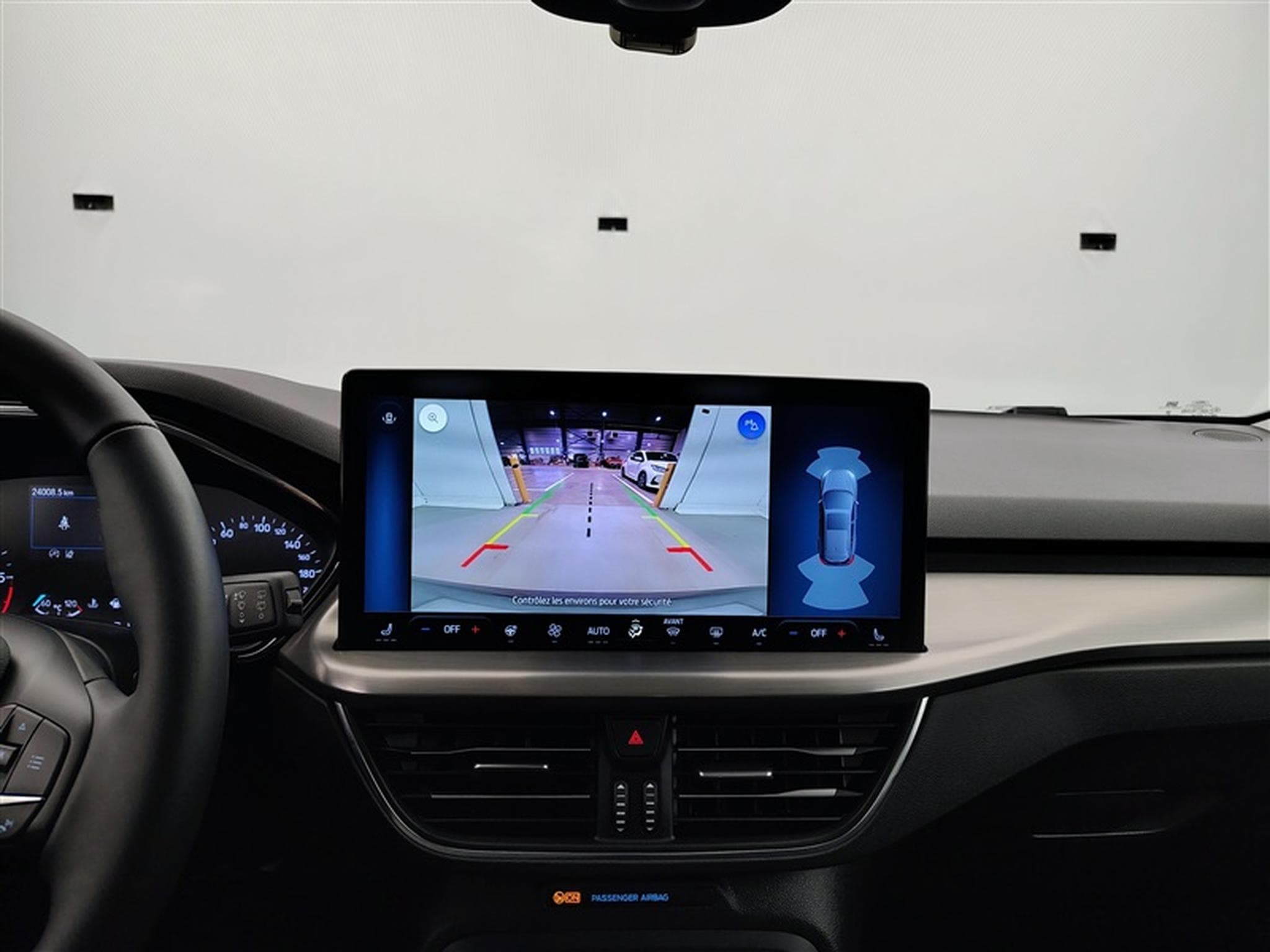 Ford Focus 1.5 EcoBlue Titanium X NAVI/LED/JA/PDC (2024) - Photo 18