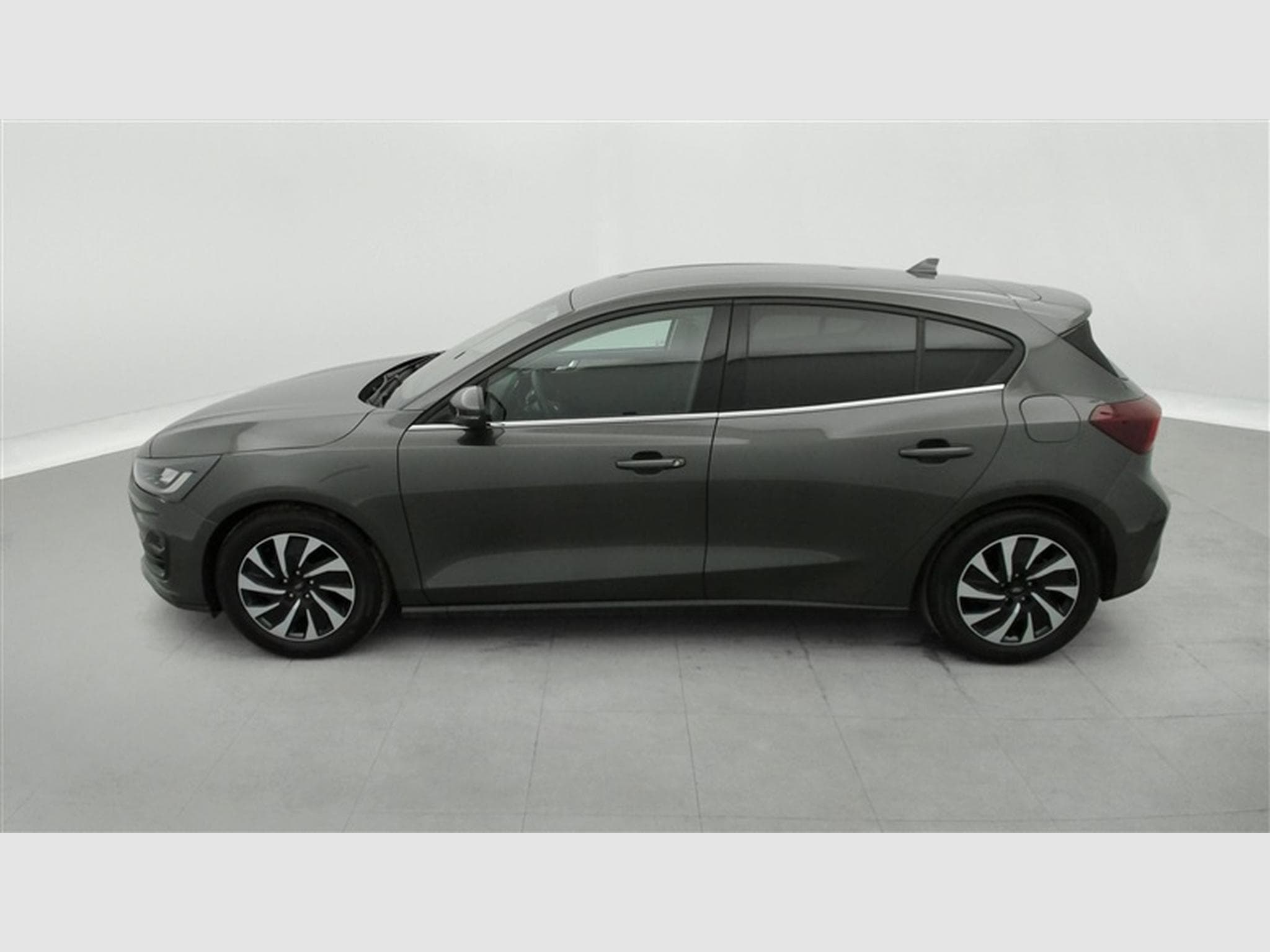 Ford Focus 1.5 EcoBlue Titanium X NAVI/LED/JA/PDC (2024) - Photo 3