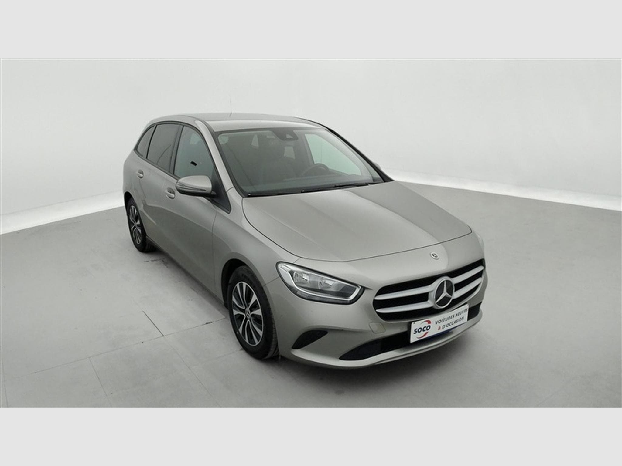 Mercedes B 180 B 180 7G-Tronic Business *NAVI/CUIR PARTIEL/PDC AV+AR* (2020) - Foto 21