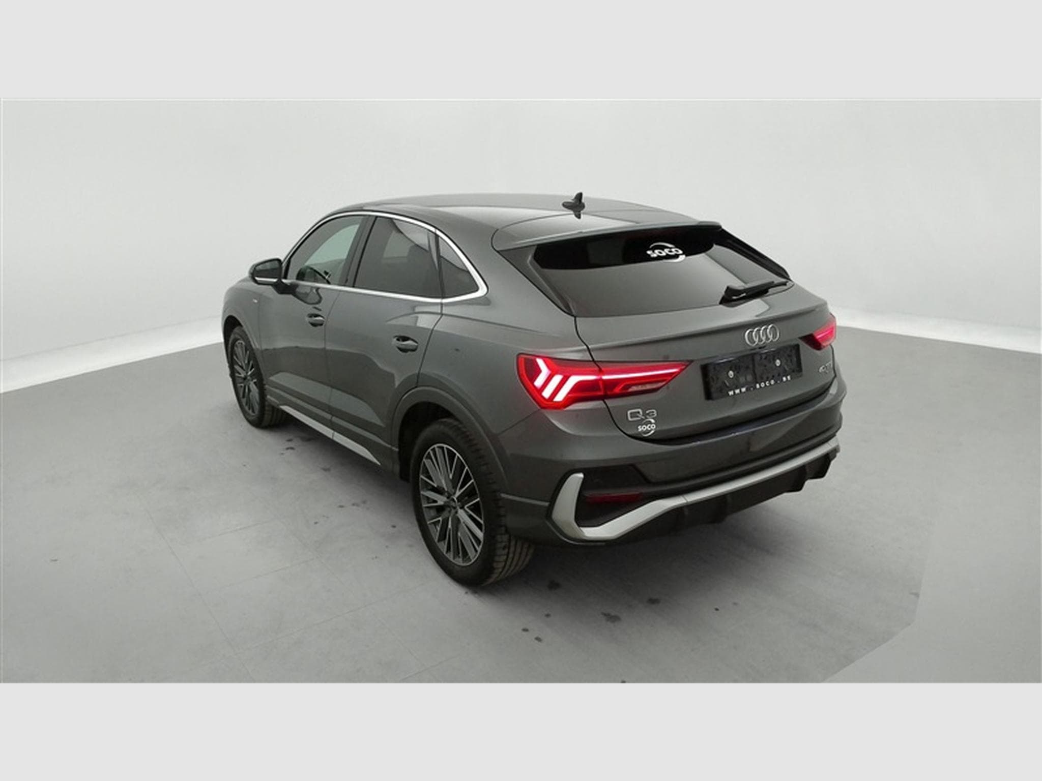 Audi Q3 40 TFSI Quattro Advanced S tronic (2024) - Foto 2