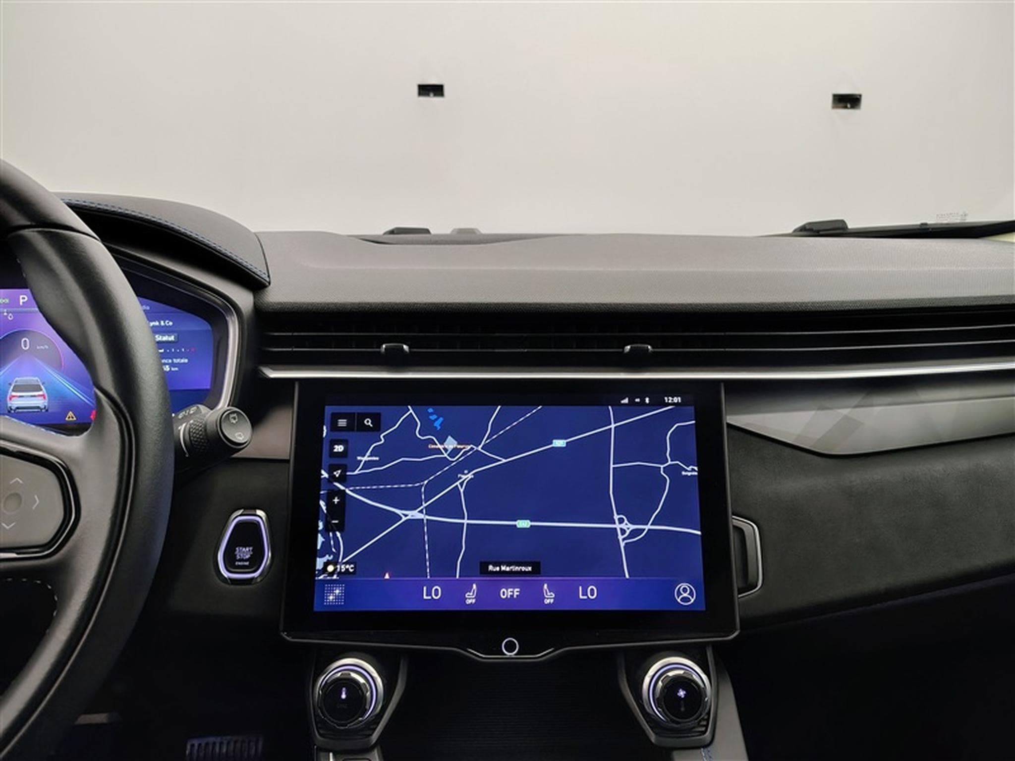 Lynk & Co 01 1.5 Turbo PHEV NAVI / FULL LED / TOIT PANO / CAMERA / JA 20" (2022) - Foto 11