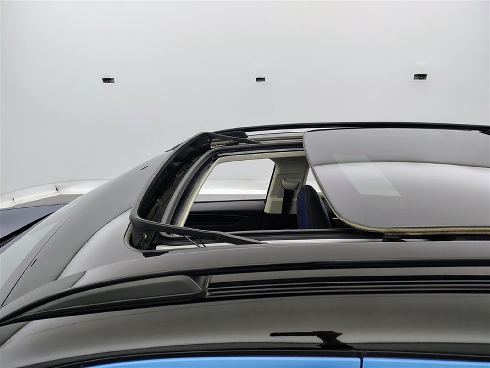 Lynk & Co 01 1.5 Turbo PHEV NAVI / FULL LED / TOIT PANO / CAMERA / JA 20" (2022) - Foto 19