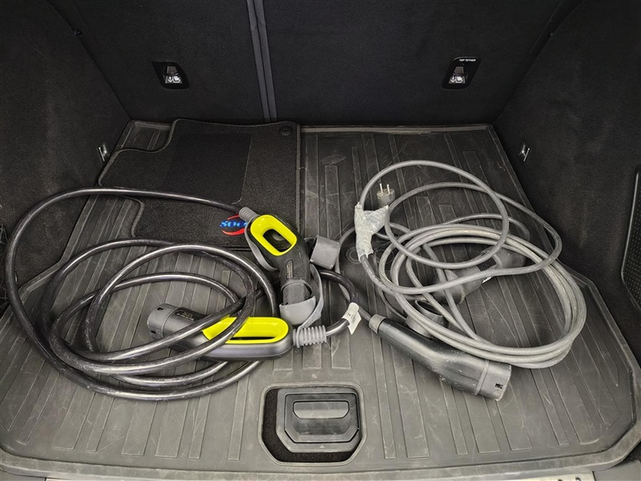 Lynk & Co 01 1.5 Turbo PHEV NAVI / FULL LED / TOIT PANO / CAMERA / JA 20" (2022) - Foto 21