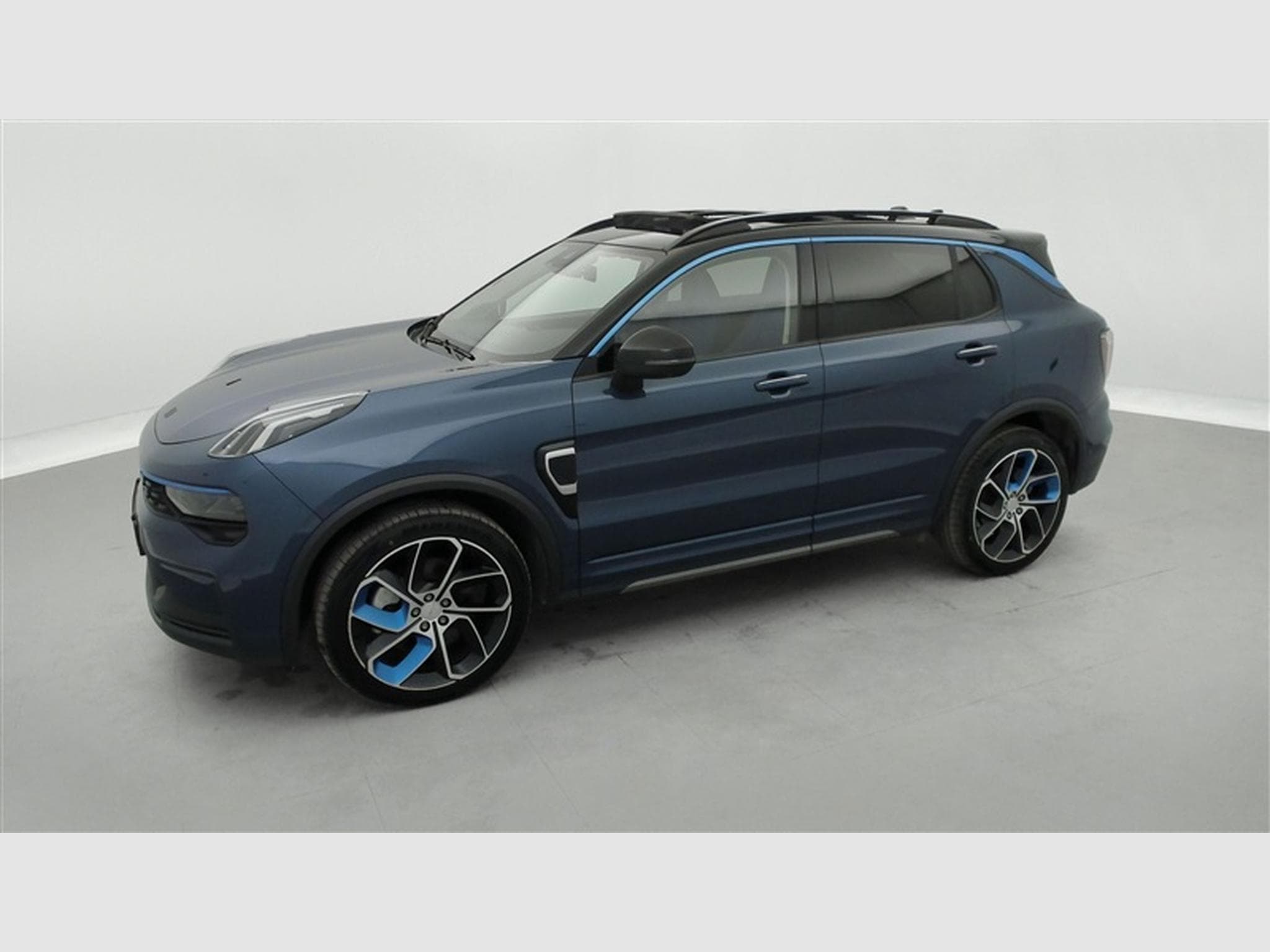 Lynk & Co 01 1.5 Turbo PHEV NAVI / FULL LED / TOIT PANO / CAMERA / JA 20" (2022) - Foto 24