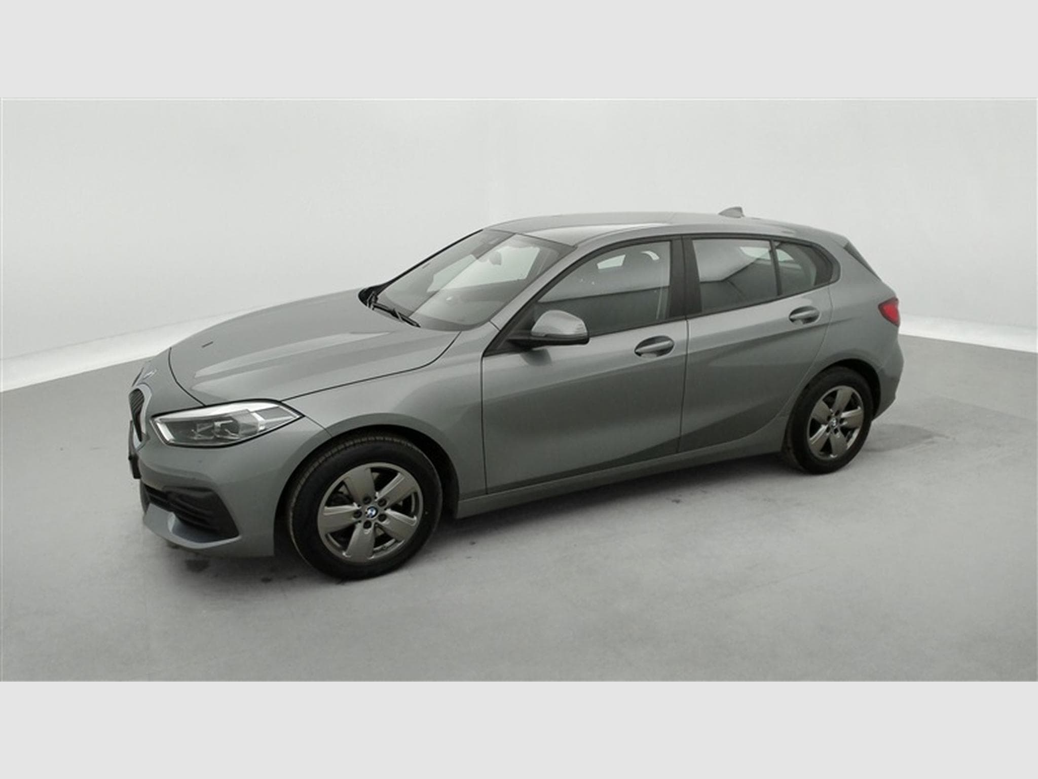 BMW 118 iA Business NAVI / FULL LED / PDC AV-AR (2023) - Foto 21