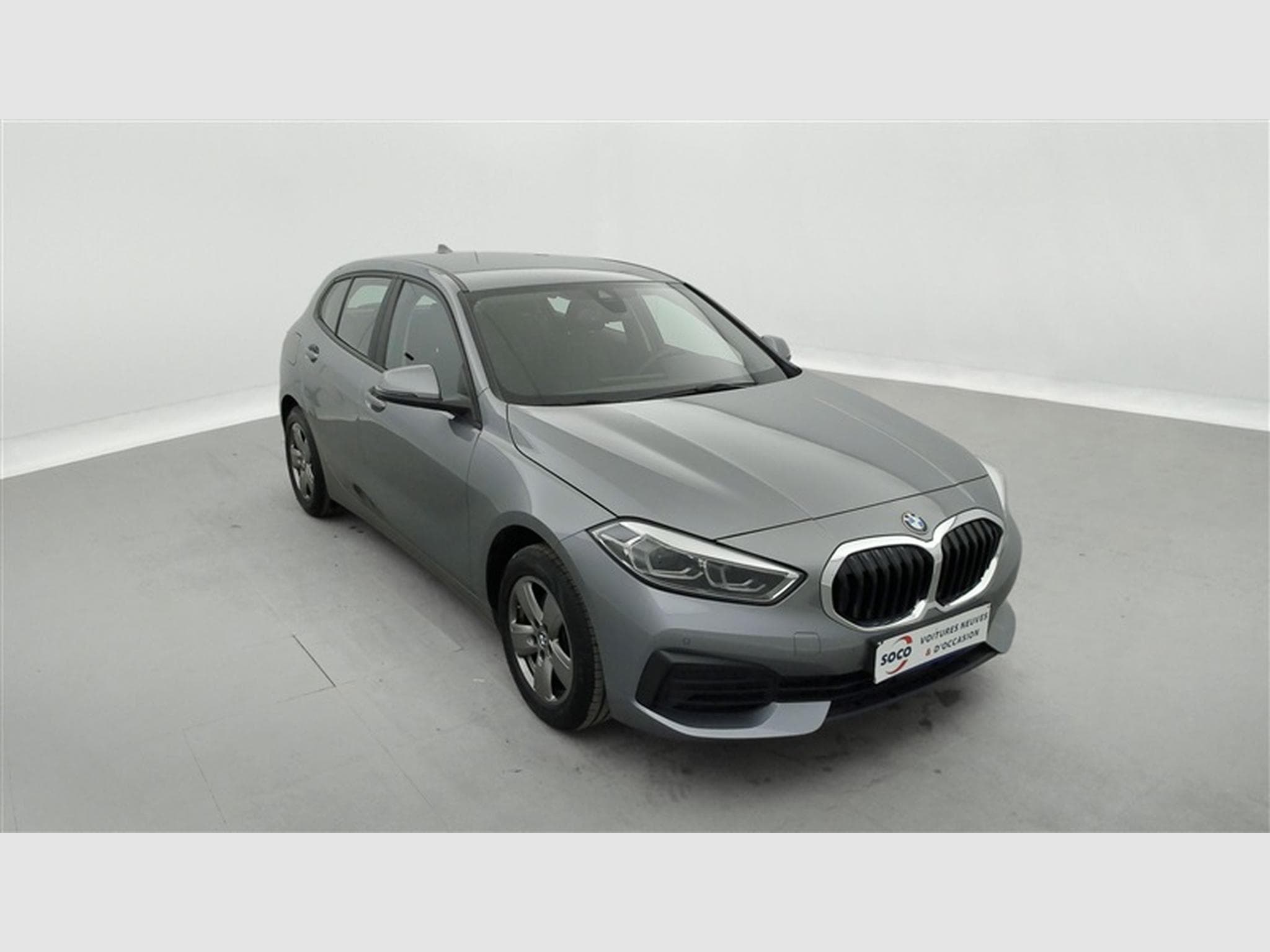 BMW 118 iA Business NAVI / FULL LED / PDC AV-AR (2023) - Foto 22