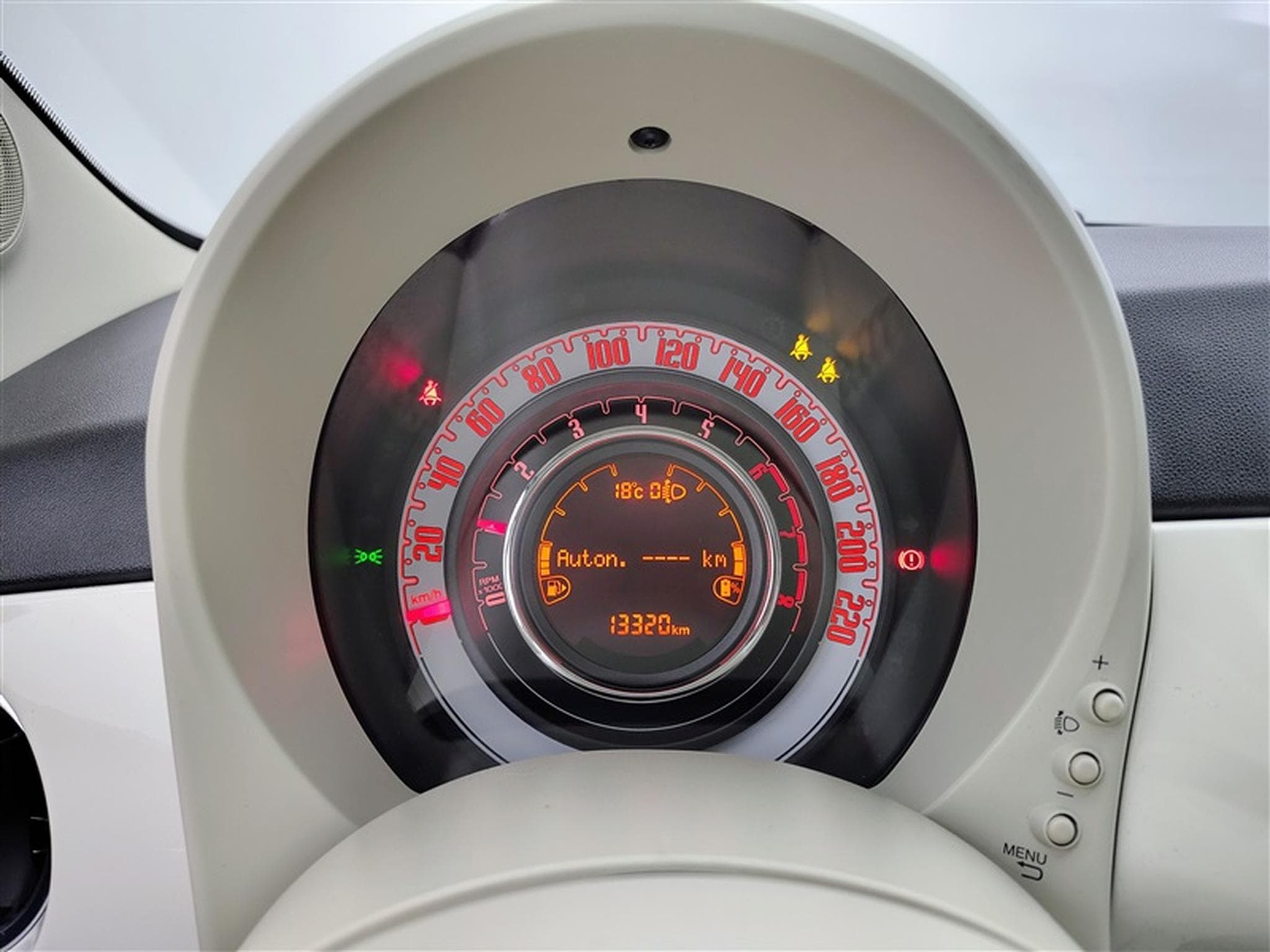 Fiat 500 1.0i MHEV (2022) - Foto 10