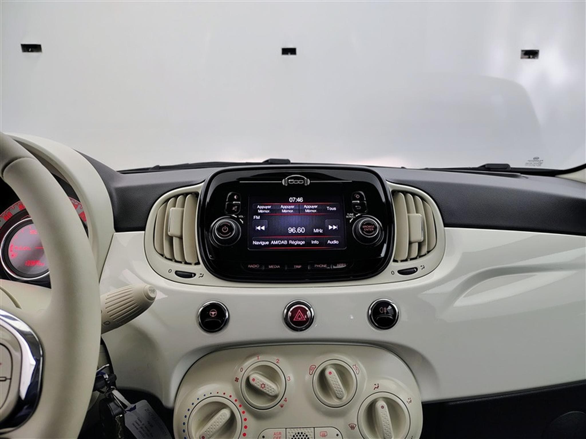 Fiat 500 1.0i MHEV (2022) - Foto 11
