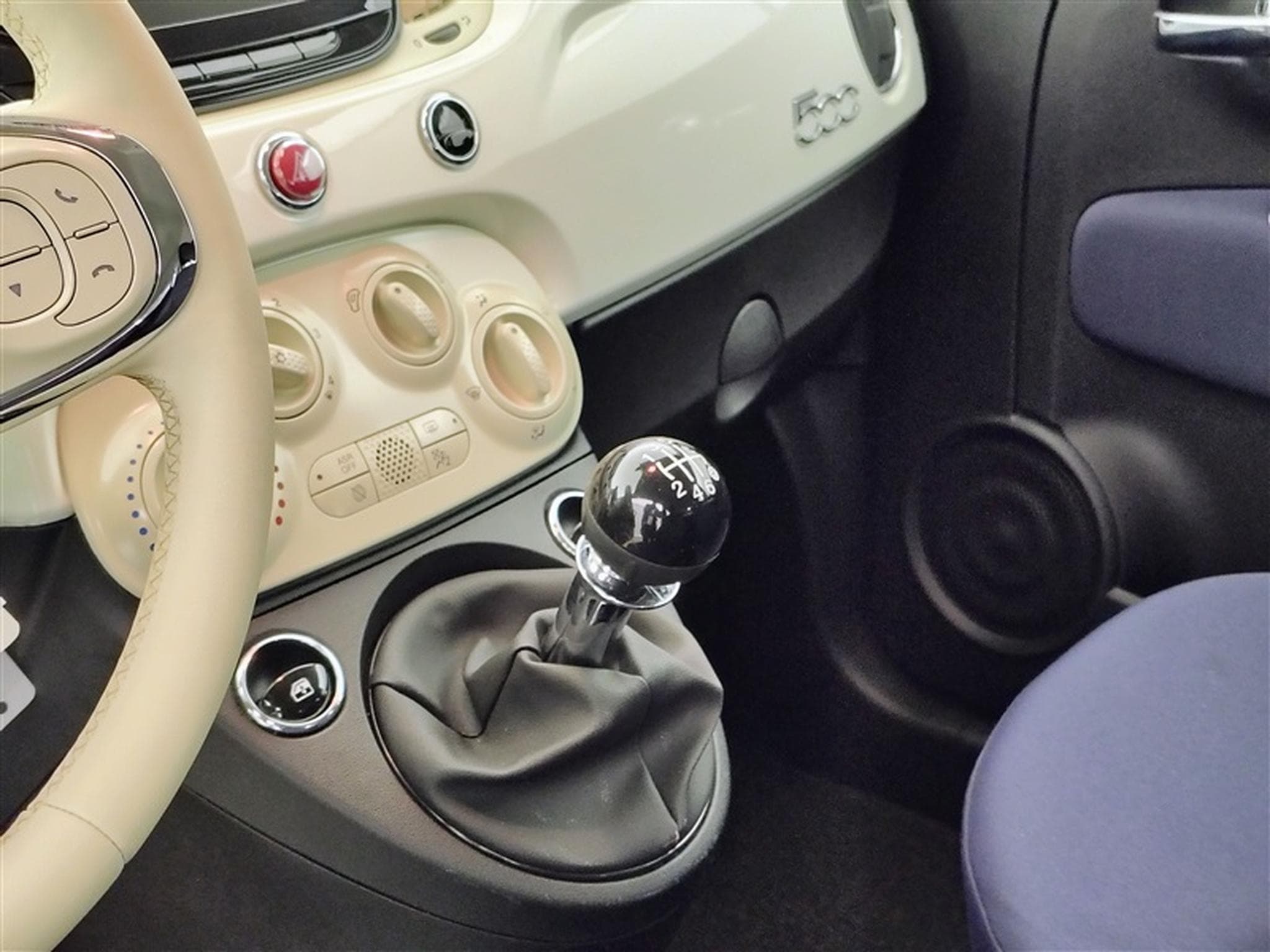 Fiat 500 1.0i MHEV (2022) - Foto 12