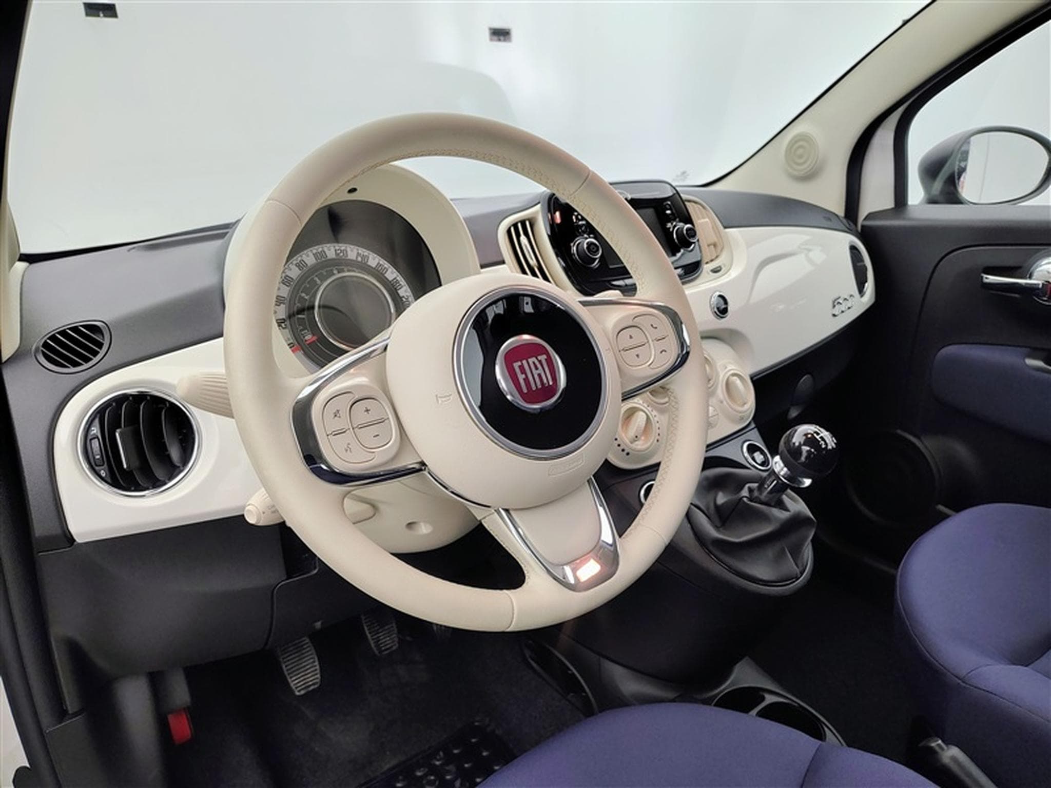 Fiat 500 1.0i MHEV (2022) - Foto 8