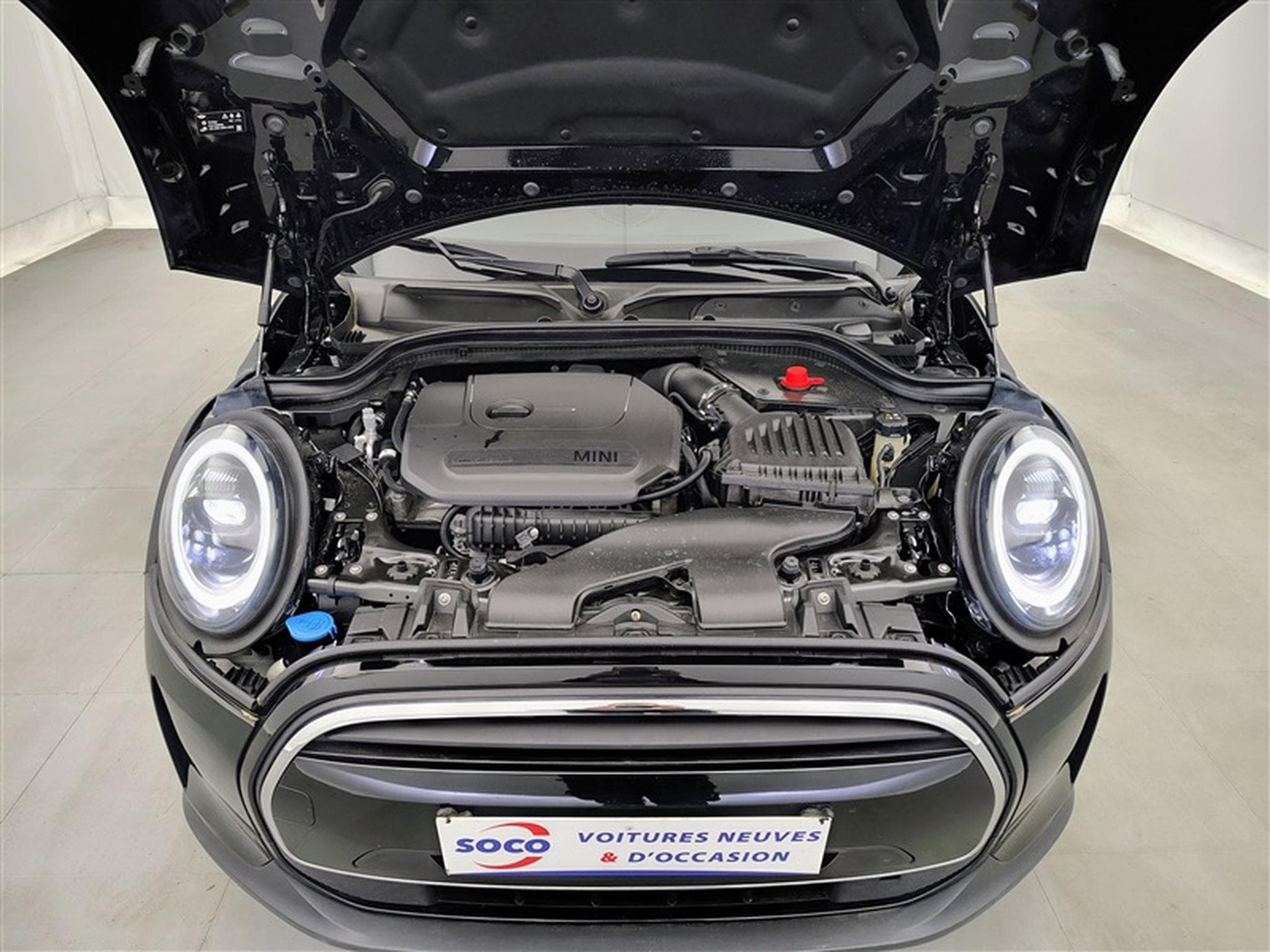 MINI Cooper 1.5A Cooper AUTO / NAVI PRO / FULL LED / ALU (2023) - Foto 19