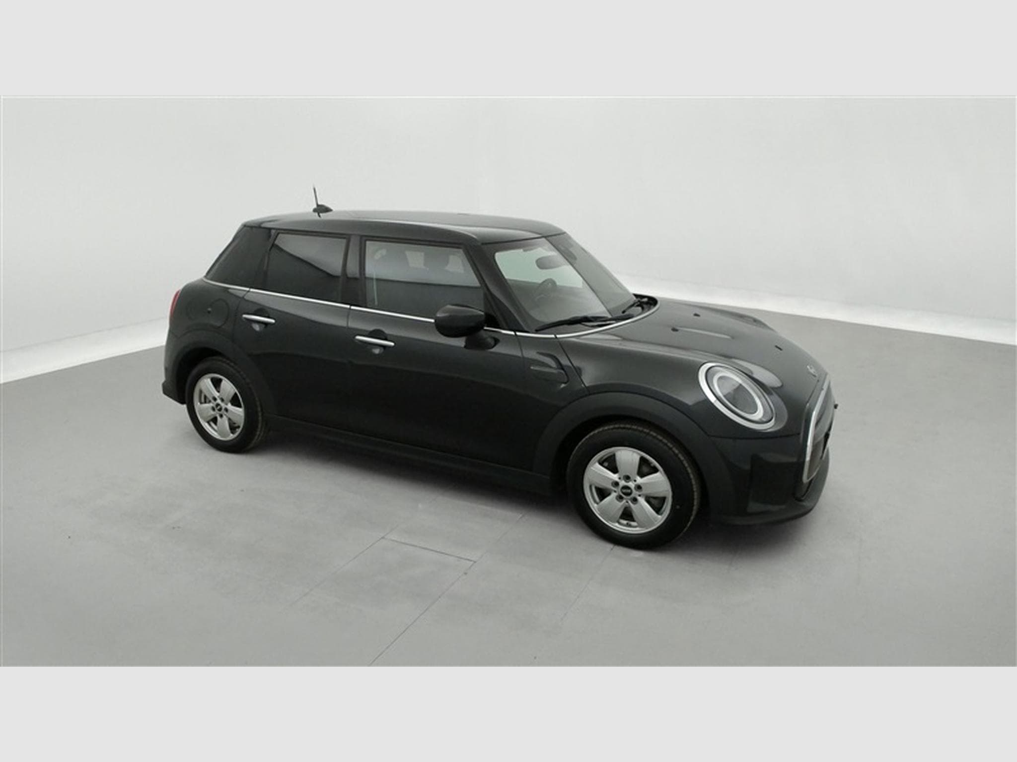 MINI Cooper 1.5A Cooper AUTO / NAVI PRO / FULL LED / ALU (2023) - Foto 23