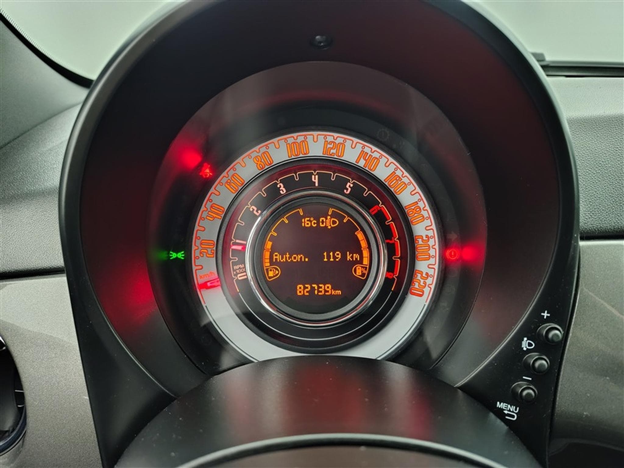 Fiat 500 1.0i MHEV Cult (2021) - Foto 10