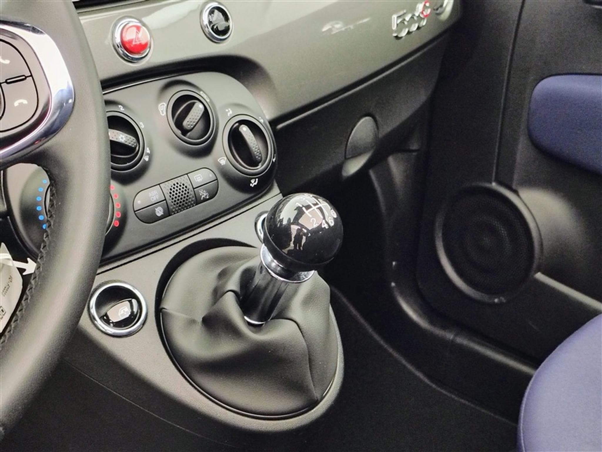 Fiat 500 1.0i MHEV Cult (2021) - Foto 12