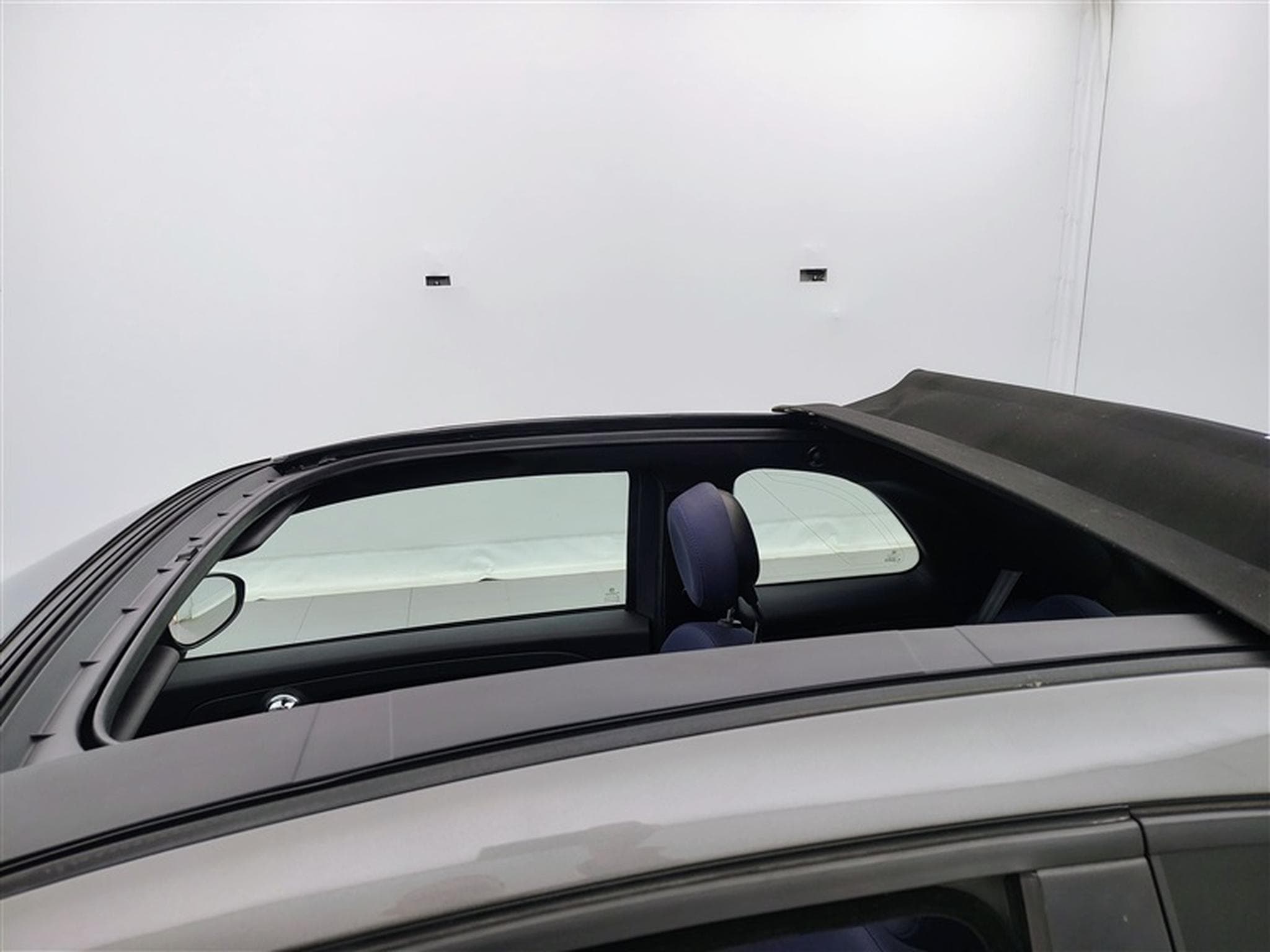 Fiat 500 1.0i MHEV Cult (2021) - Foto 17