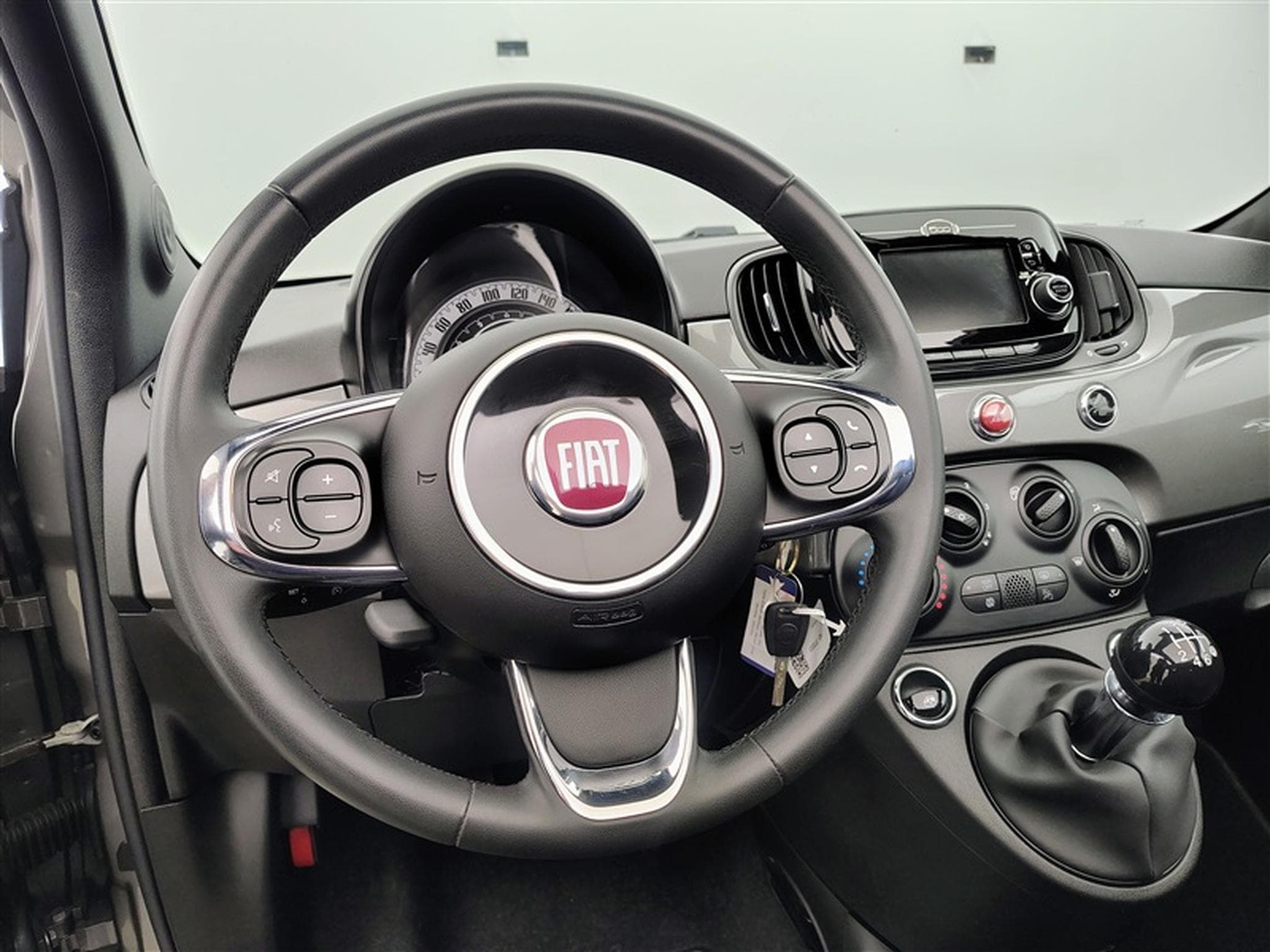 Fiat 500 1.0i MHEV Cult (2021) - Foto 9