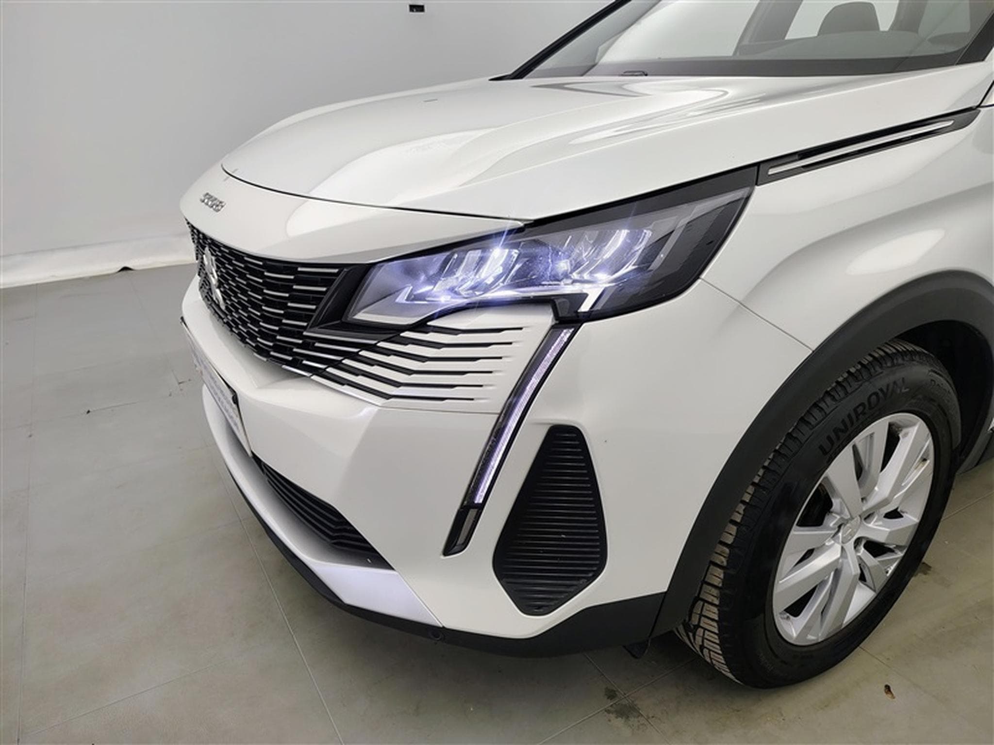 Peugeot 5008 1.2 PureTech STYLE/7PL/NAVI/FULL LED/JA17/PDC (2022) - Foto 15