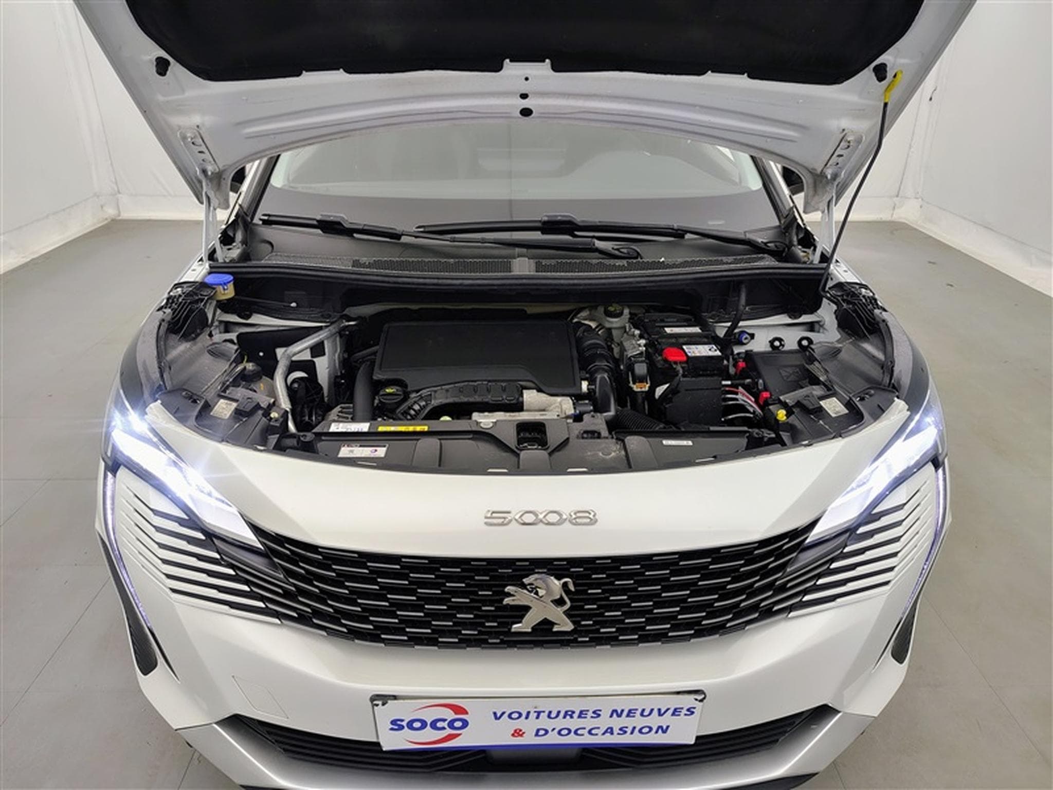 Peugeot 5008 1.2 PureTech STYLE/7PL/NAVI/FULL LED/JA17/PDC (2022) - Foto 20