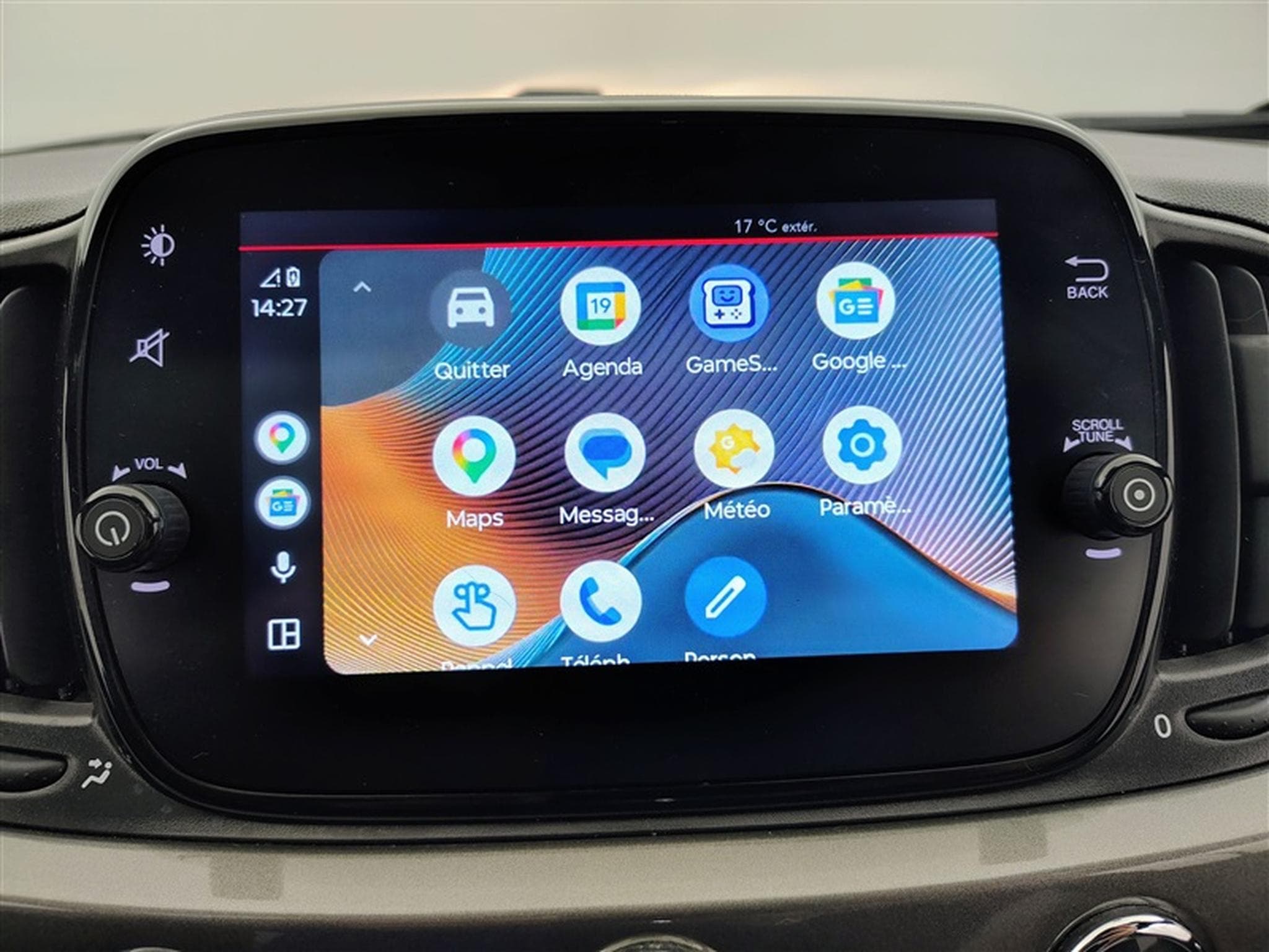 Fiat 500 1.0i MHEV Dolcevita S-CUIR / PANO / CARPLAY / PDC (2022) - Foto 19
