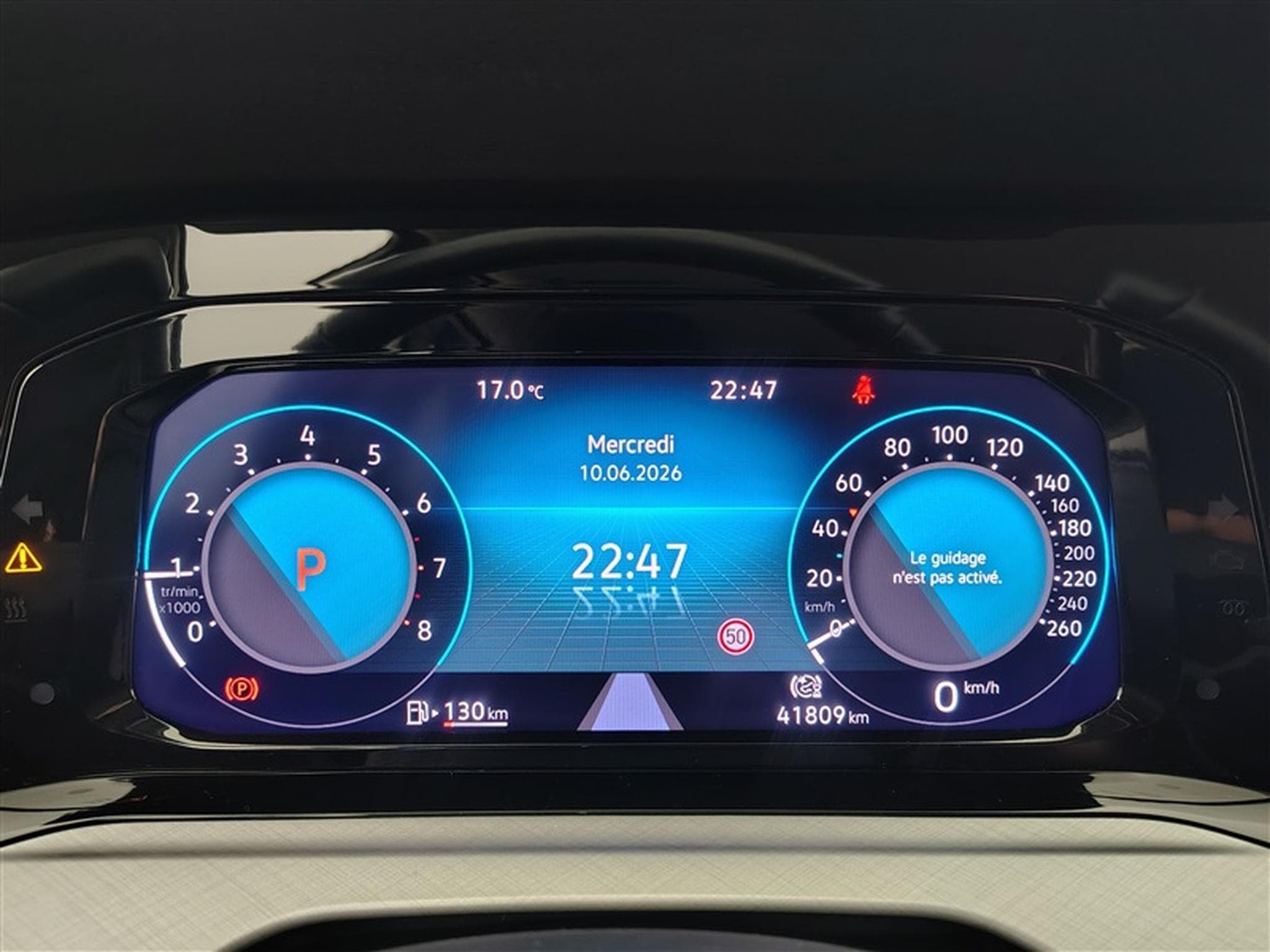 VW Golf 1.0 eTSI Life DSG  Navi Cockpit / Led / PDC av+ar (2023) - Foto 10
