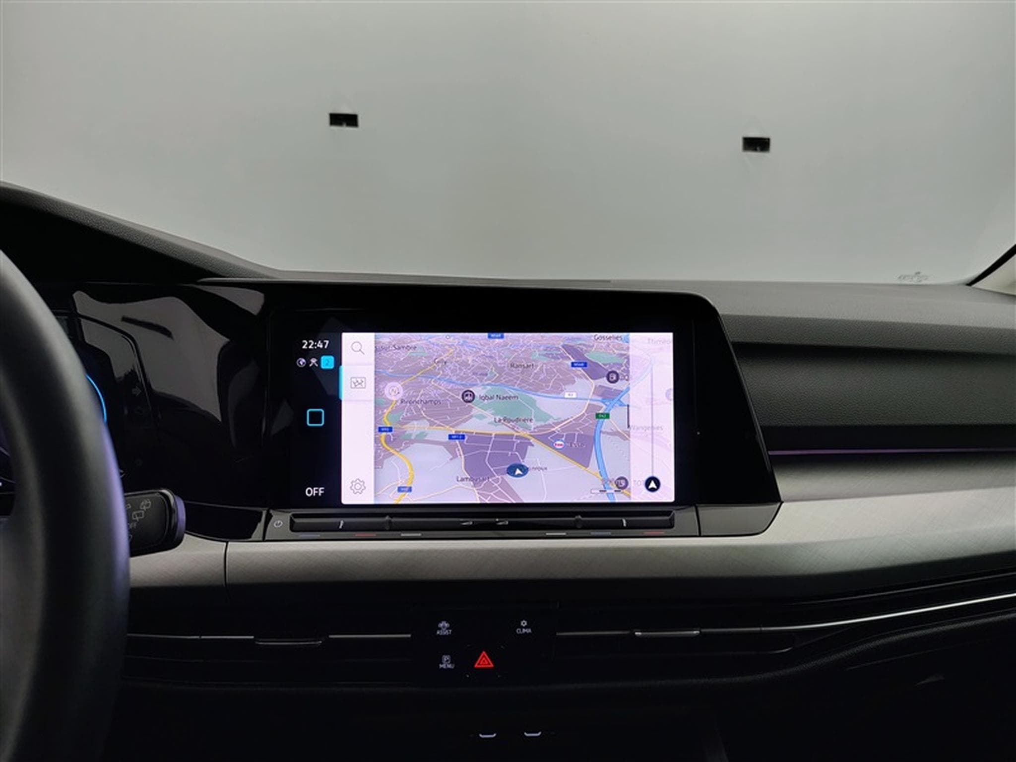 VW Golf 1.0 eTSI Life DSG  Navi Cockpit / Led / PDC av+ar (2023) - Foto 11