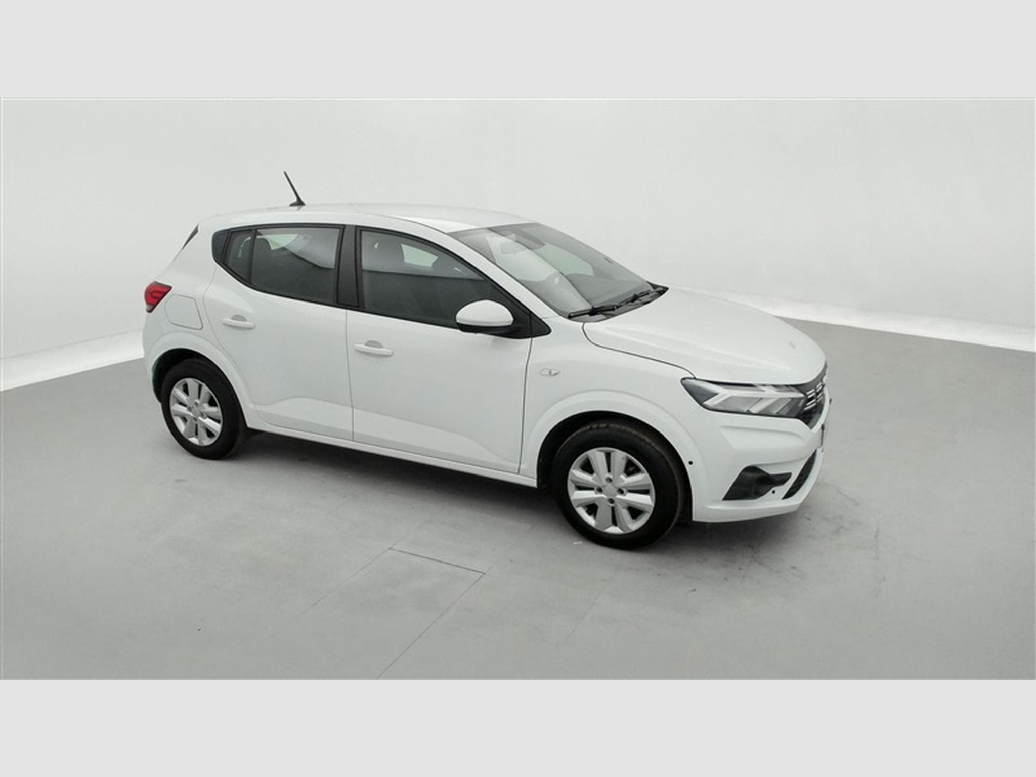 Dacia Sandero 1.0i SCe Expression (2024) - Photo 22