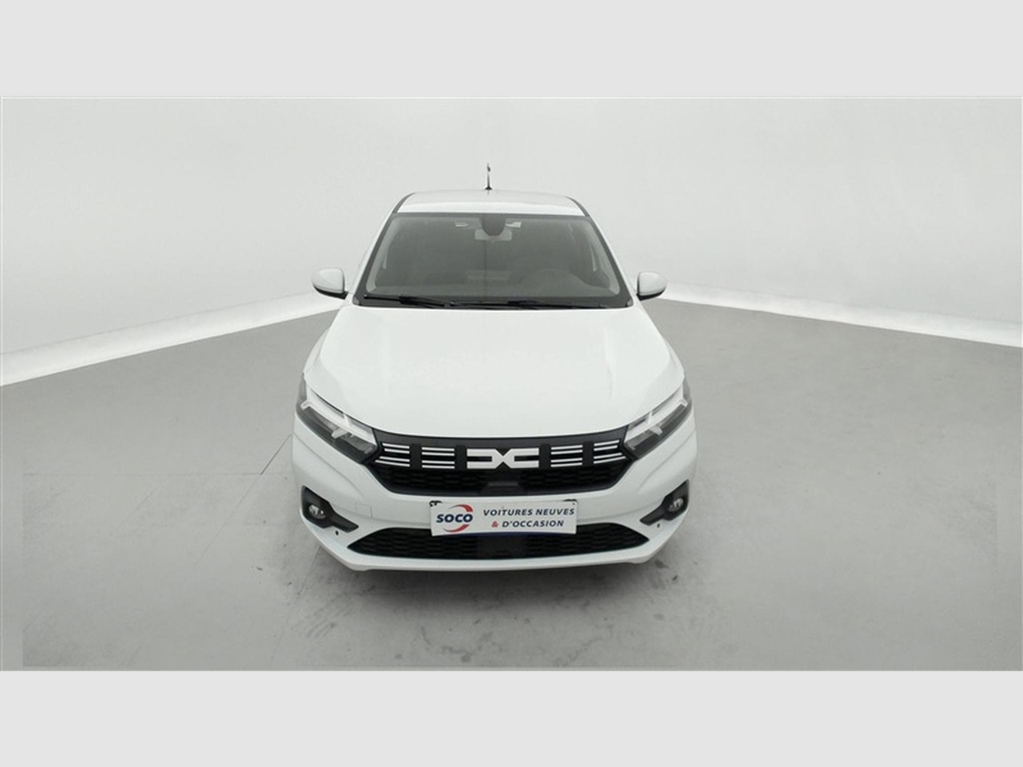 Dacia Sandero 1.0i SCe Expression (2024) - Photo 4