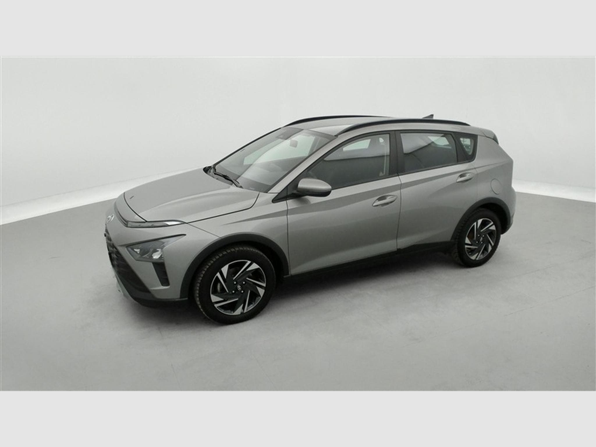 Hyundai Bayon 1.0 T-GDi MHEV DCT Sky CARPLAY / FULL LED / CAMERA / KEYLESS (2023) - Photo 20