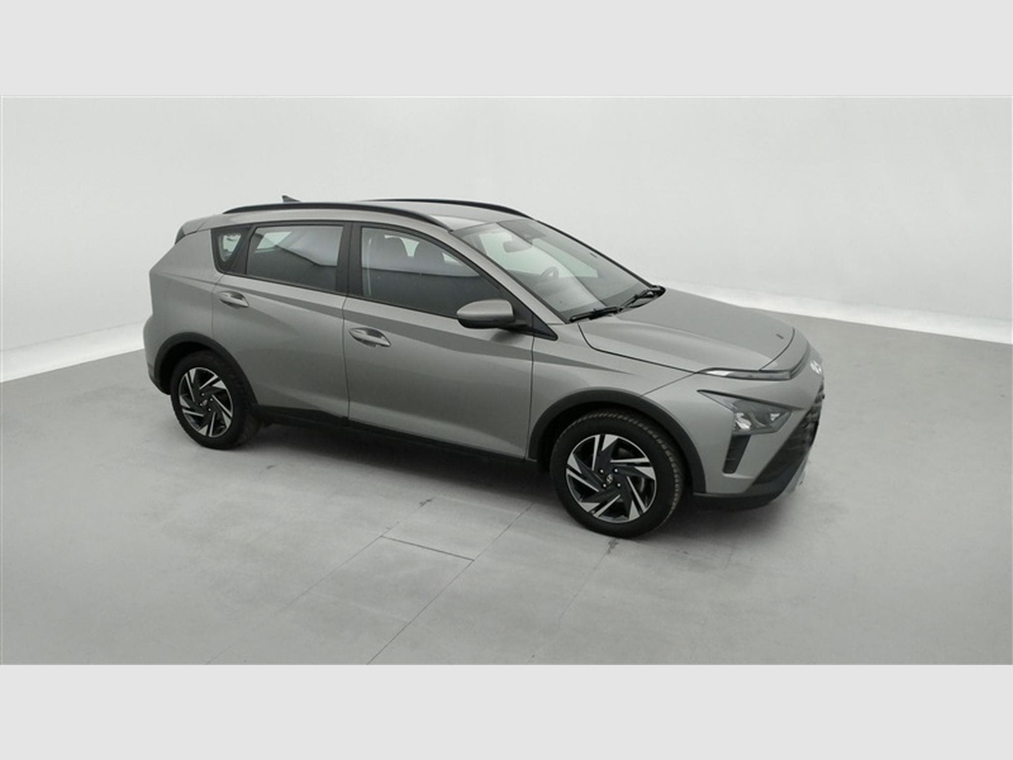 Hyundai Bayon 1.0 T-GDi MHEV DCT Sky CARPLAY / FULL LED / CAMERA / KEYLESS (2023) - Photo 22