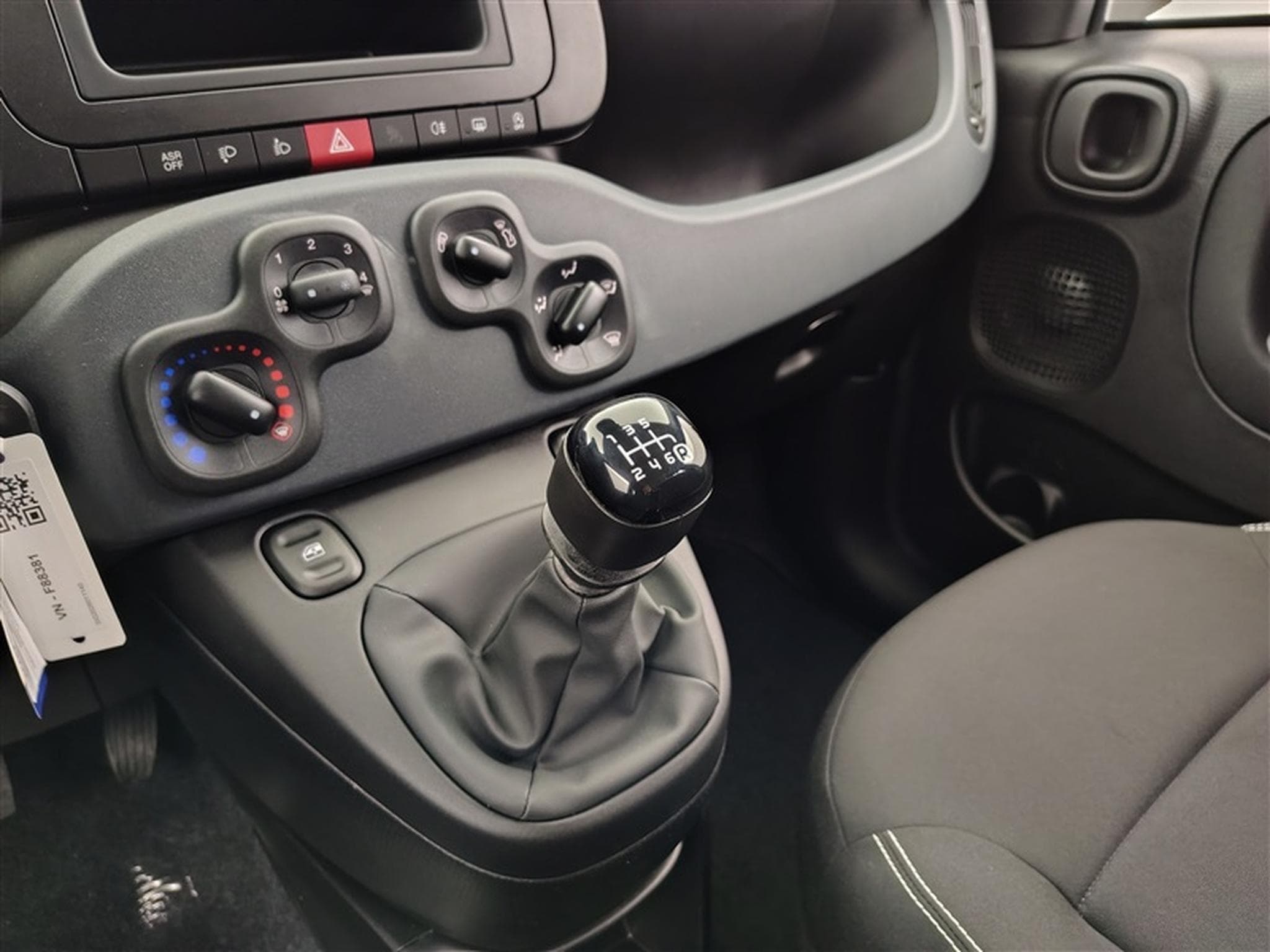 Fiat Panda 1.0i MHEV City Life CLIM / PDC AR (2026) - Photo 12