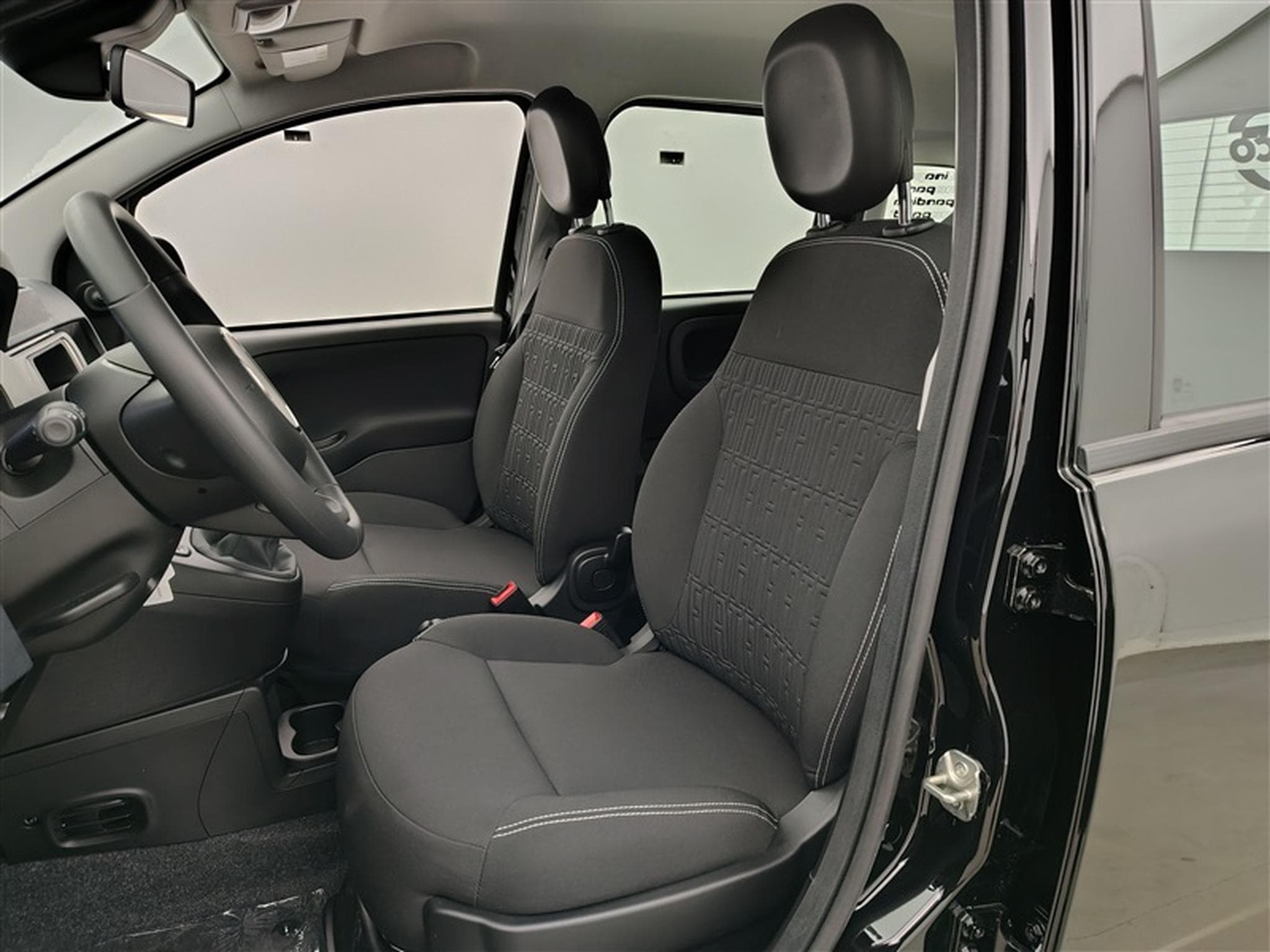 Fiat Panda 1.0i MHEV City Life CLIM / PDC AR (2026) - Photo 7