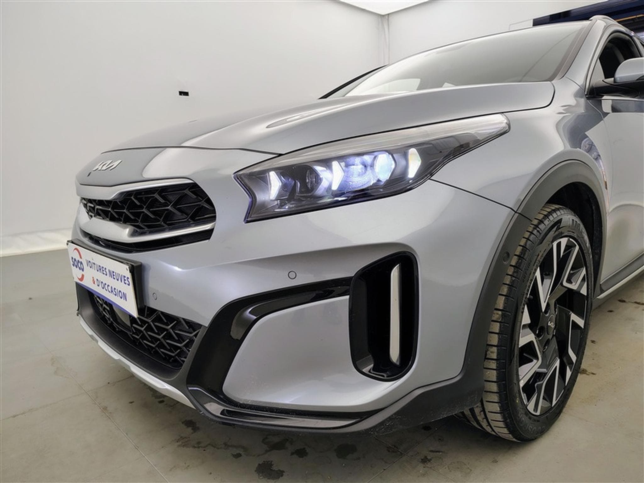 Kia XCeed 1.0 T-GDi 120cv Pulse NAVI 8" / FULL LED / CAMERA / JA 16" (2024) - Foto 15