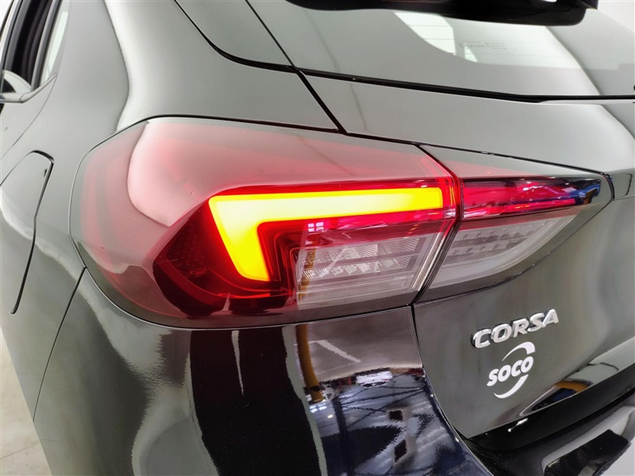 Opel Corsa 1.2 Turbo GS Line AUTO S-CUIR / NAVI / CARPLAY / CAMERA (2023) - Foto 16