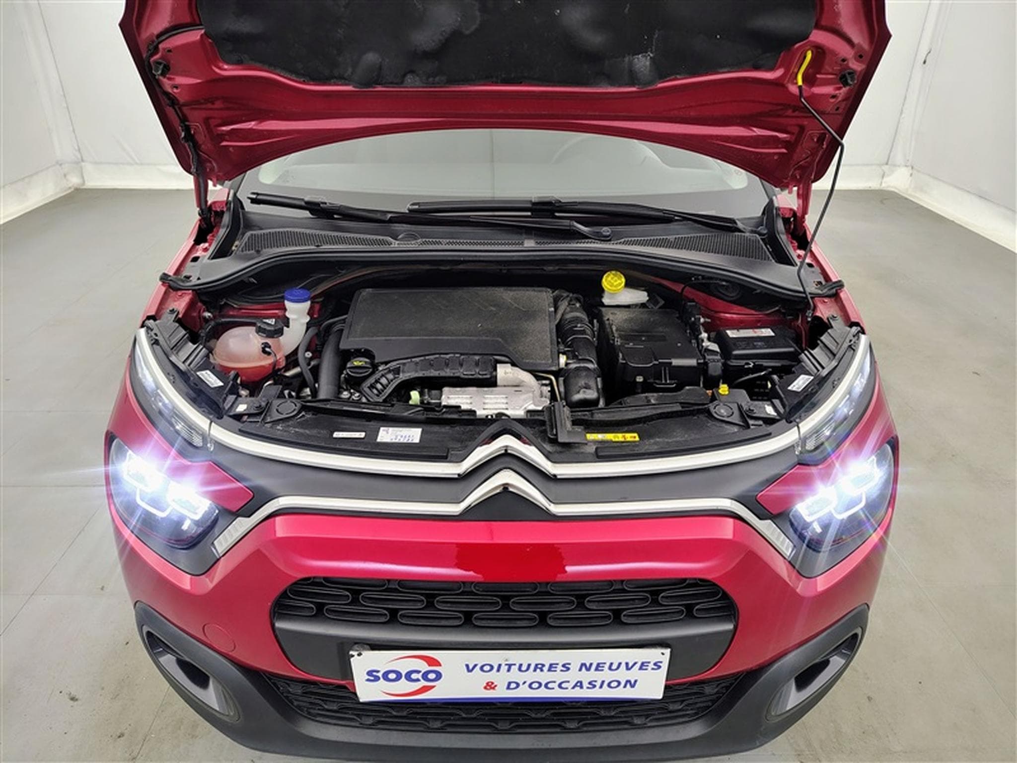 Citroen C3 1.2i PureTech Feel NAVI / FULL LED / CARPLAY (2024) - Foto 18